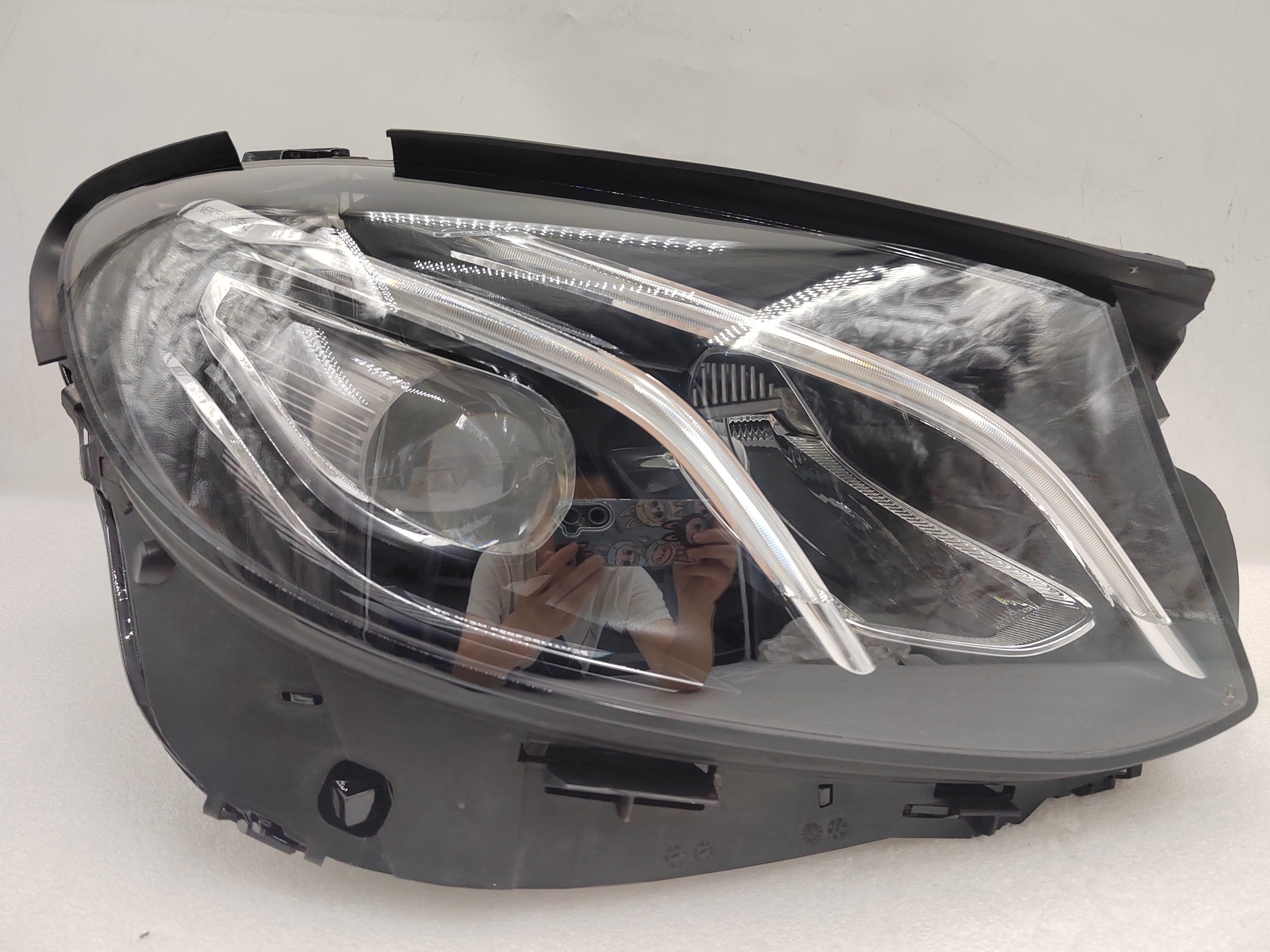 MERCEDES-BENZ E-CLASS W213 2016-2019 LED R.H.S HEADLIGHT ASSEMBLY