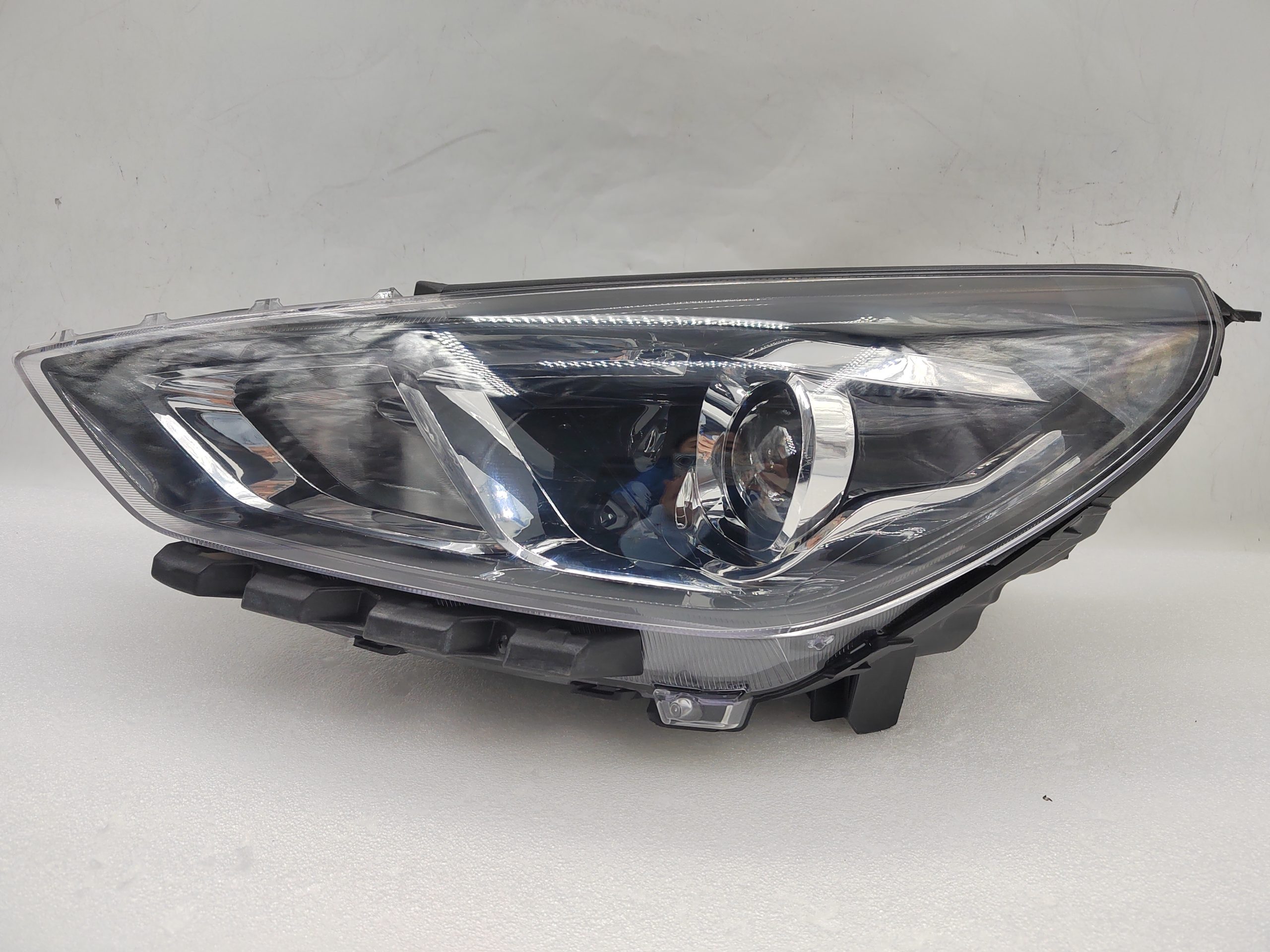 HYUNDAI I30 HATCH 2020-2023 HALOGEN L.H.S HEADLIGHT ASSEMBLY
