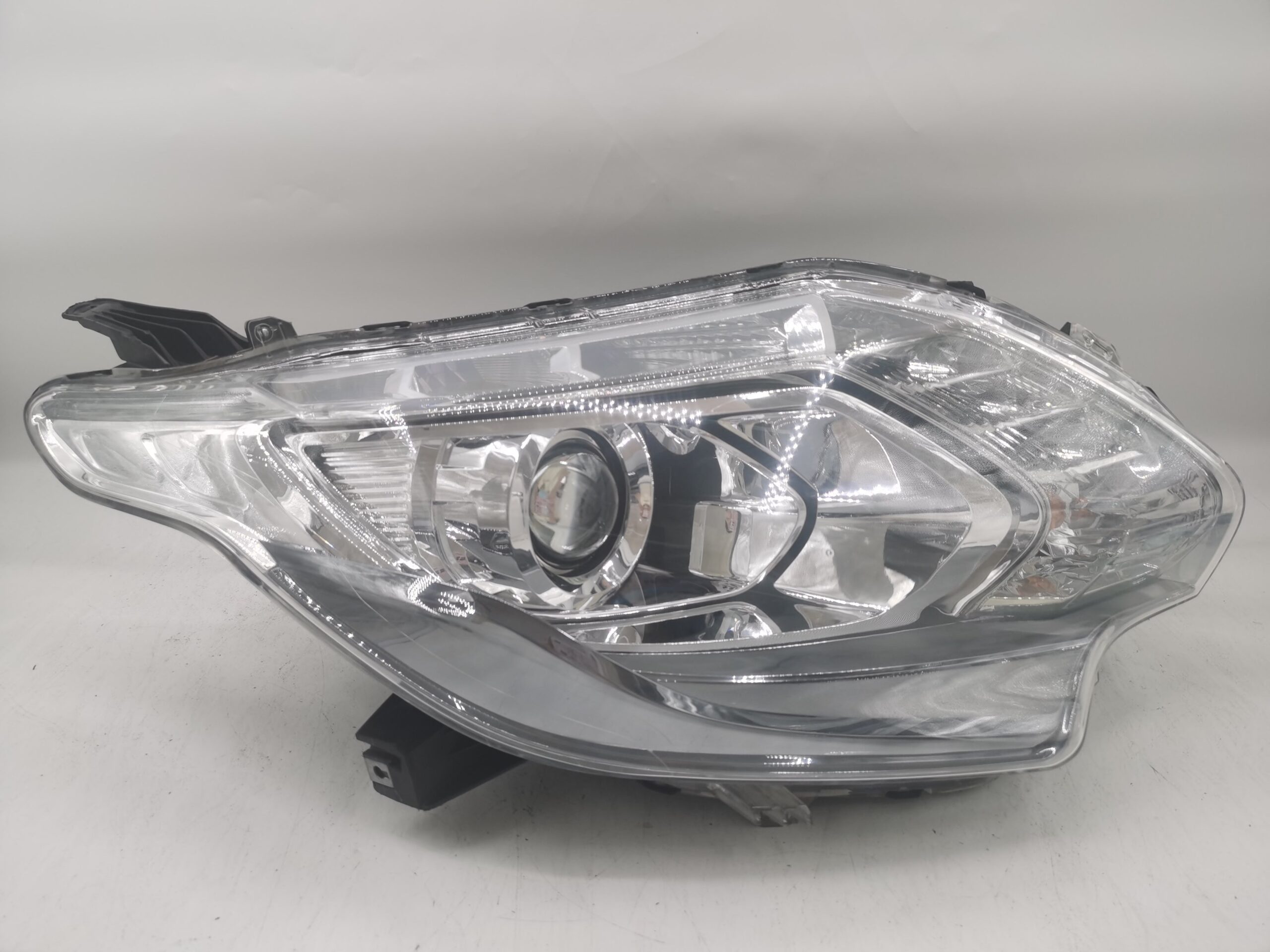 Turn Signal Switch For Mitsubishi L200 / Mighty Max (1987-1996) - RHD Only, Steering Column