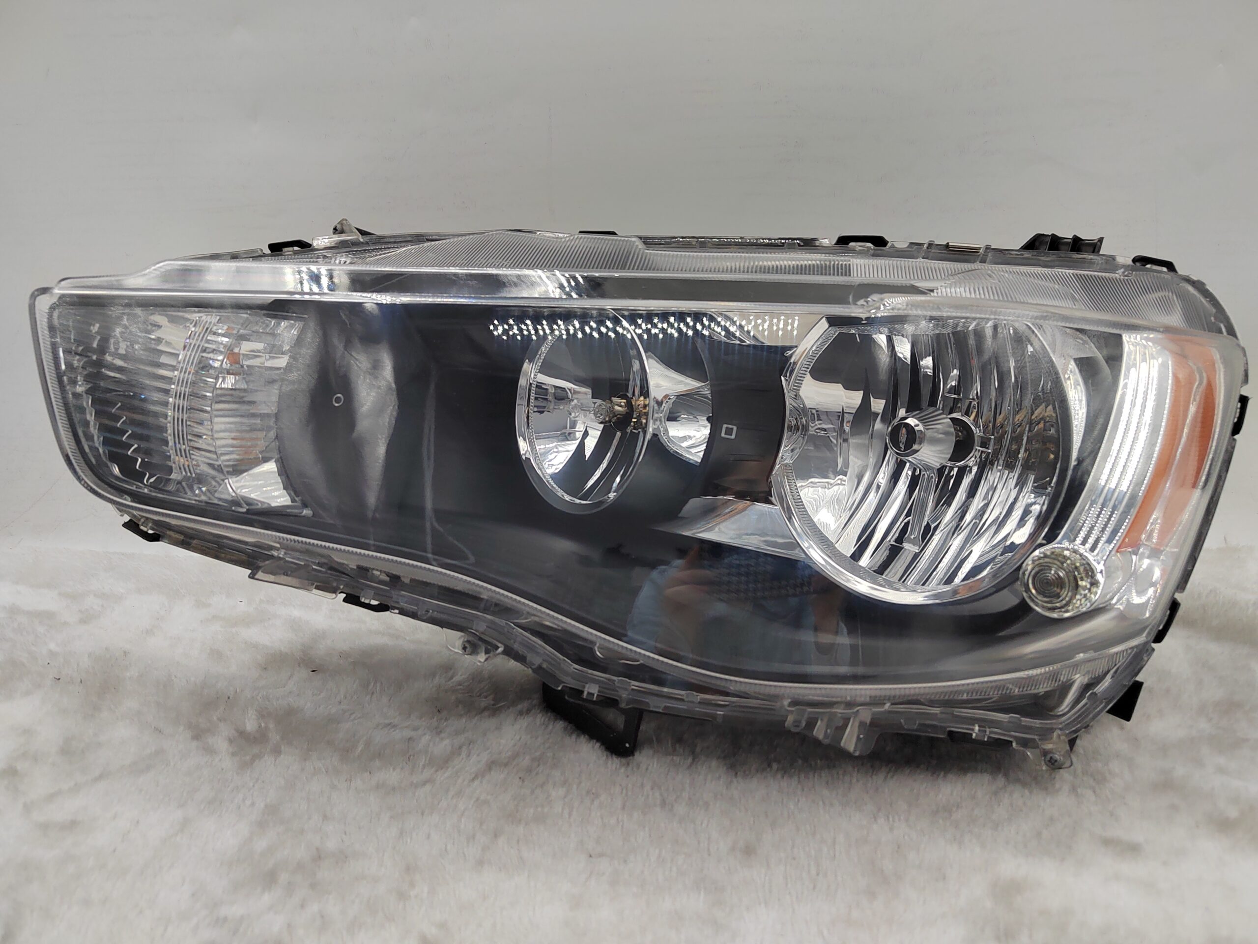 MITSUBISHI OUTLANDER 2008-2018 HALOGEN L.H.S HEADLIGHT ASSEMBLY