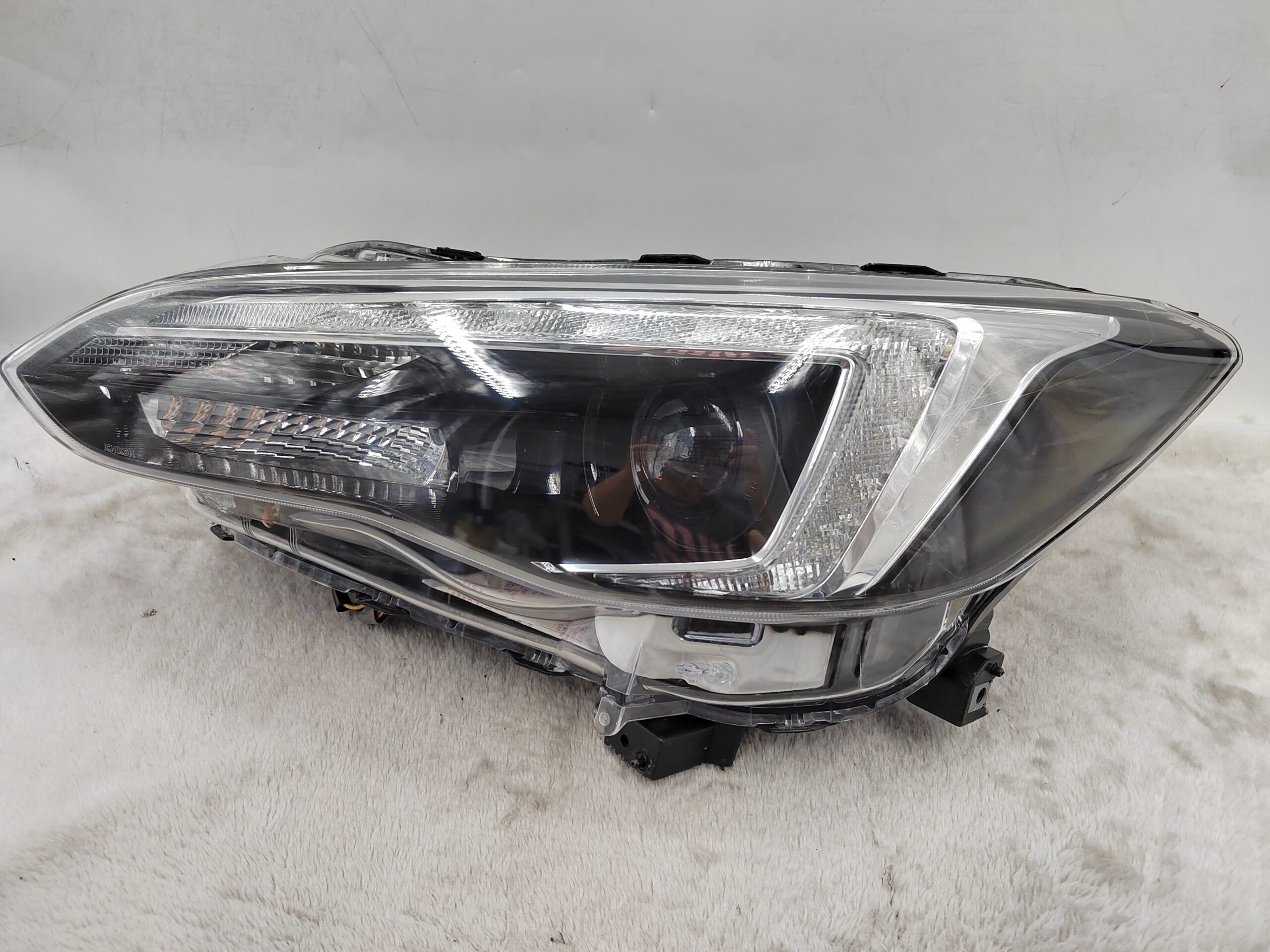 OEM JDM Subaru Impreza GK GT LED Headlights Set – 2018-2019 – Used – Clear Lens