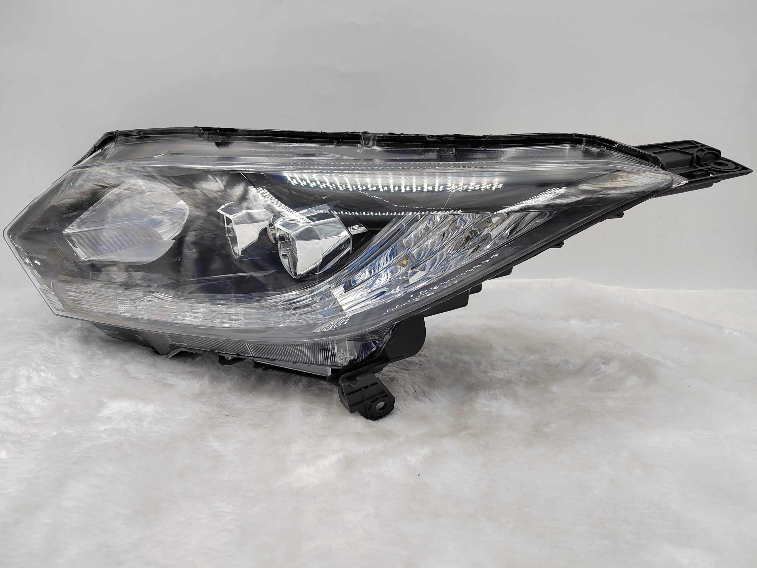 HONDA HR-V 2015-2018 LED L.H.S HEADLIGHT ASSEMBLY