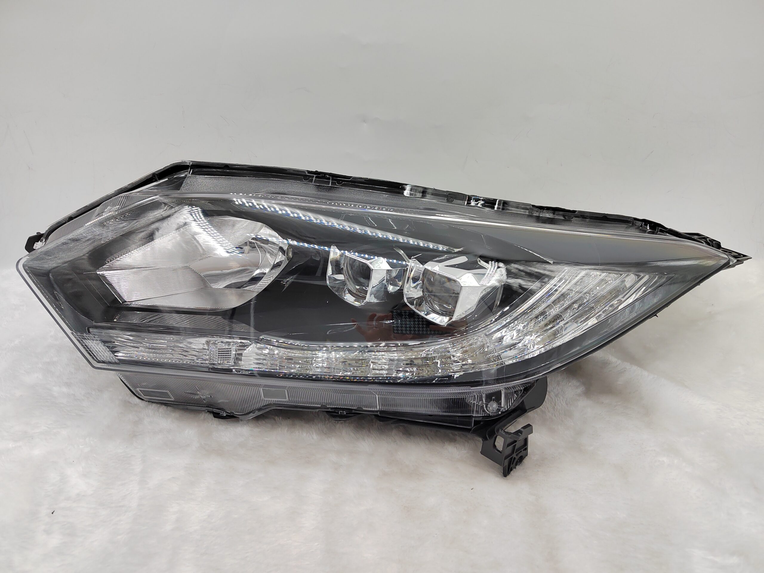 HONDA HR-V 2015-2018 LED L.H.S HEADLIGHT ASSEMBLY