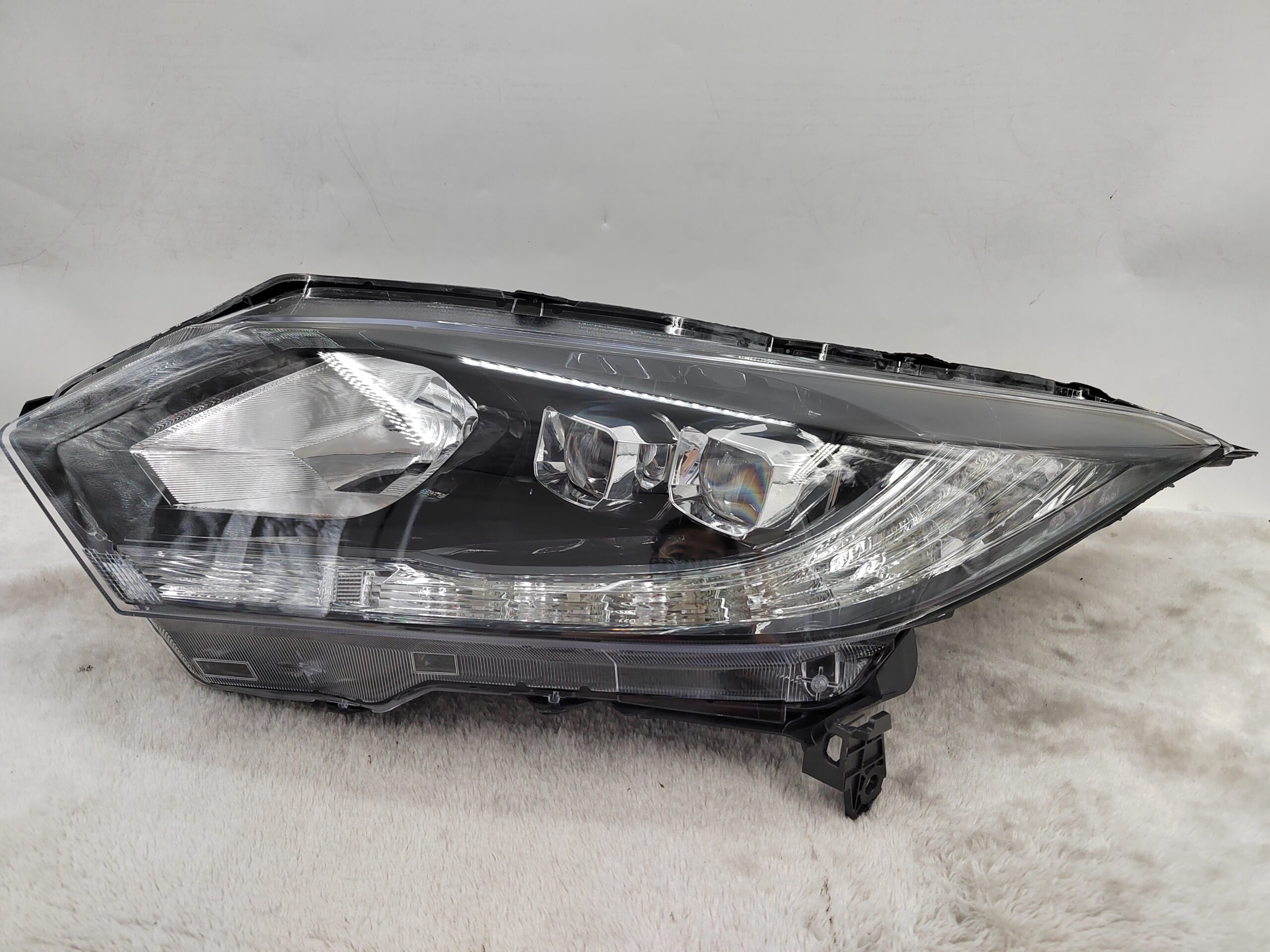 HONDA HR-V 2015-2018 LED L.H.S HEADLIGHT ASSEMBLY