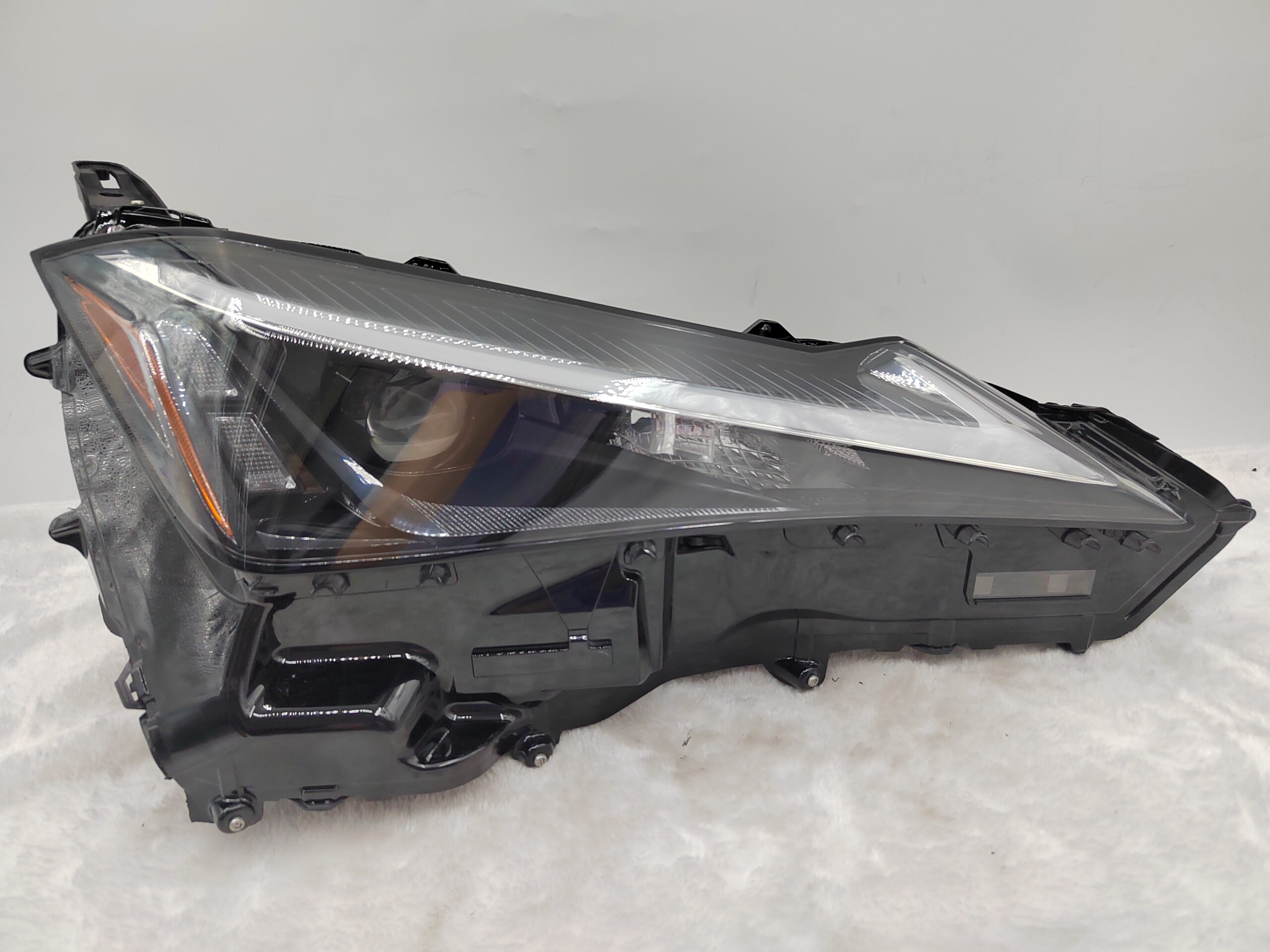 LEXUS UX 200&250H 2019-2023 LED R.H.S HEADLIGHT ASSEMBLY