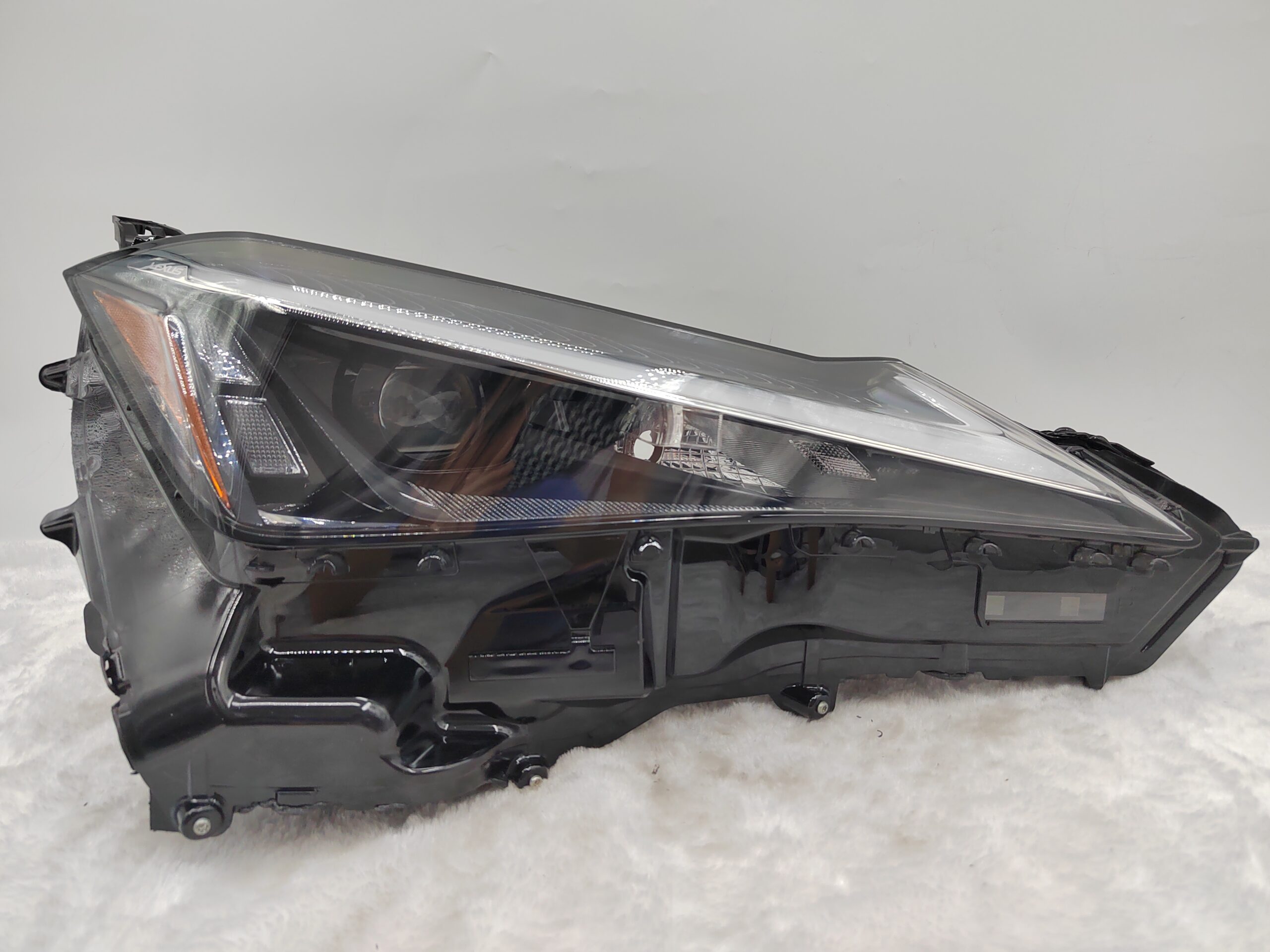 LEXUS UX 200&250H 2019-2023 LED R.H.S HEADLIGHT ASSEMBLY