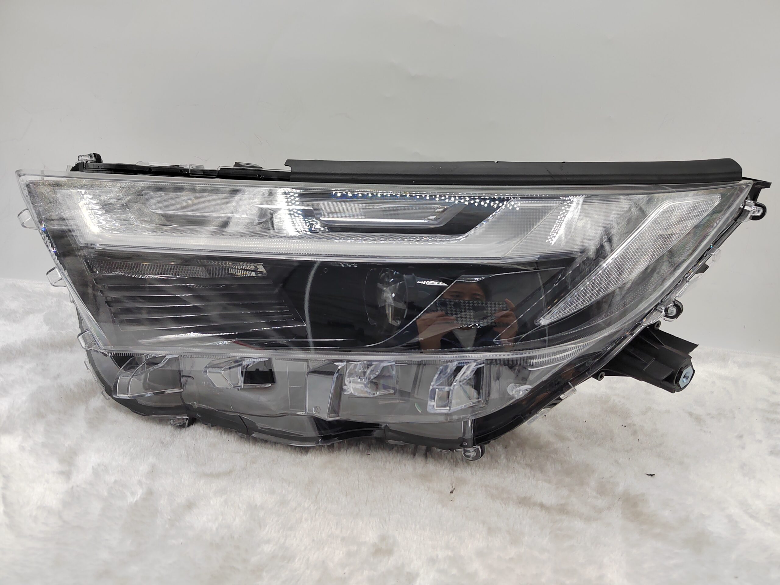 TOYOTA RAV4 2022-2023 LED L.H.S HEADLIGHT ASSEMBLY