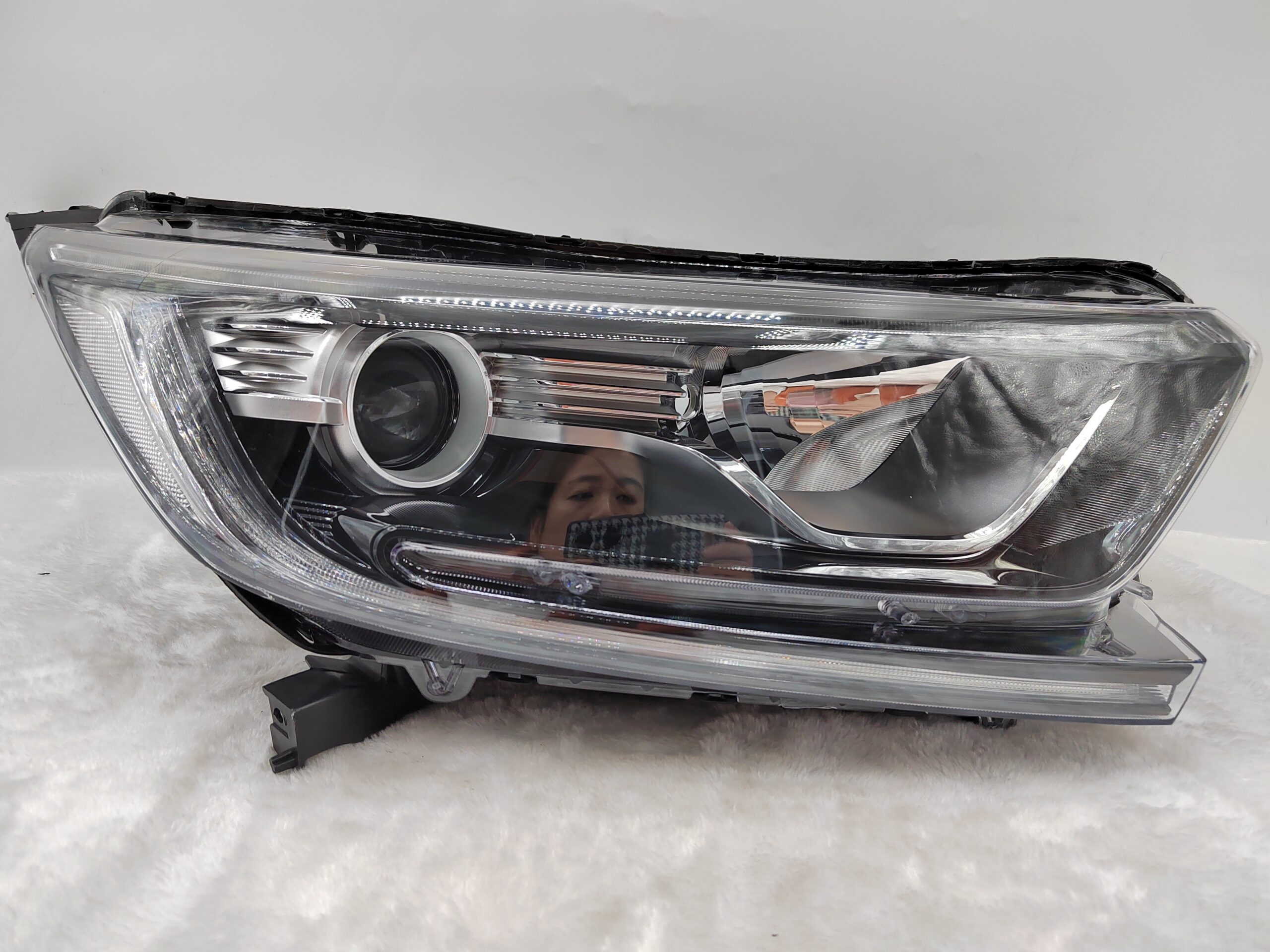 HONDA CR-V 2017-2022 HALOGEN R.H.S HEADLIGHT ASSEMBLY