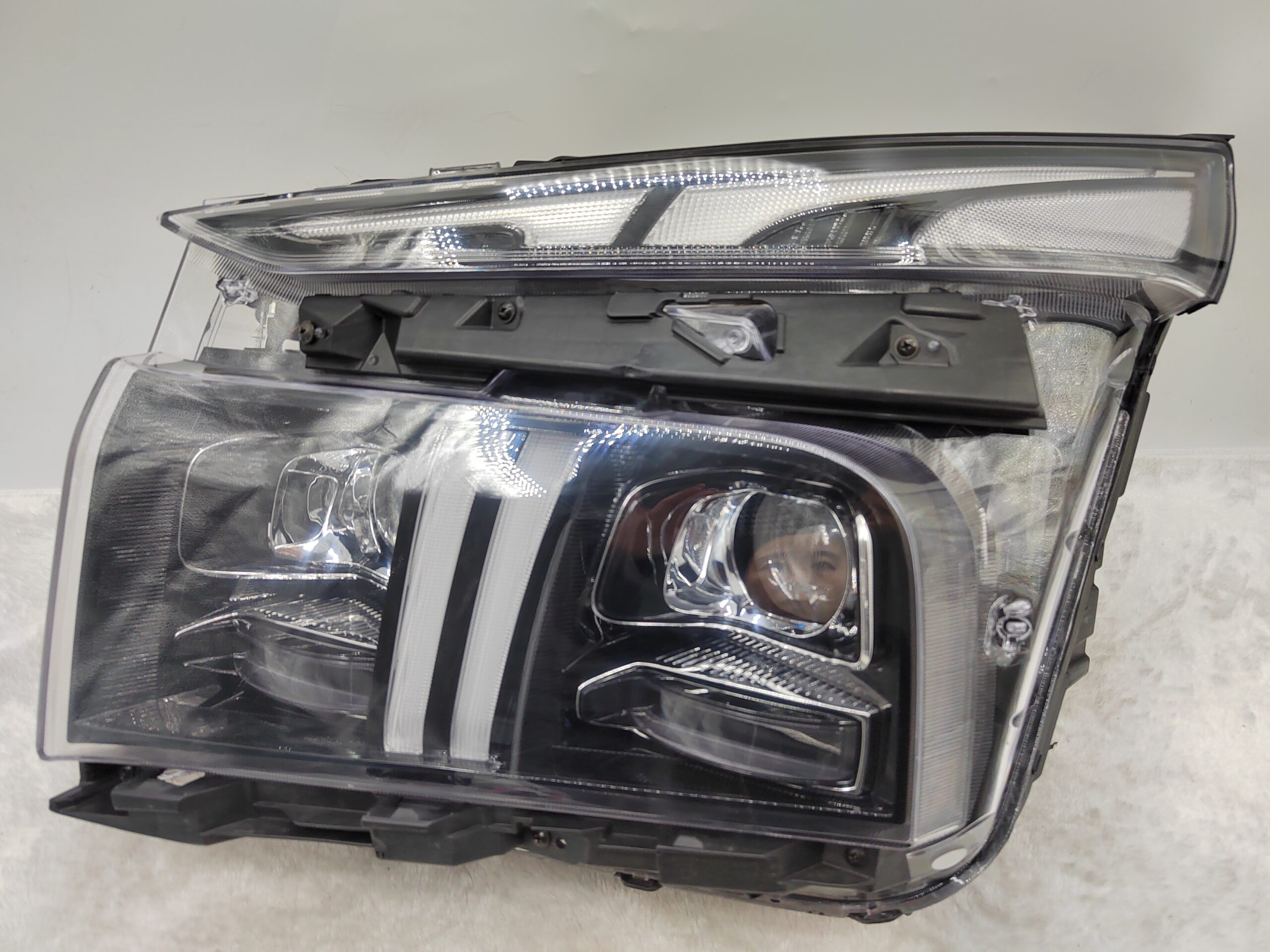 HYUNDAI SANTA FE 2021-2023 LED L.H.S HEADLIGHT ASSEMBLY