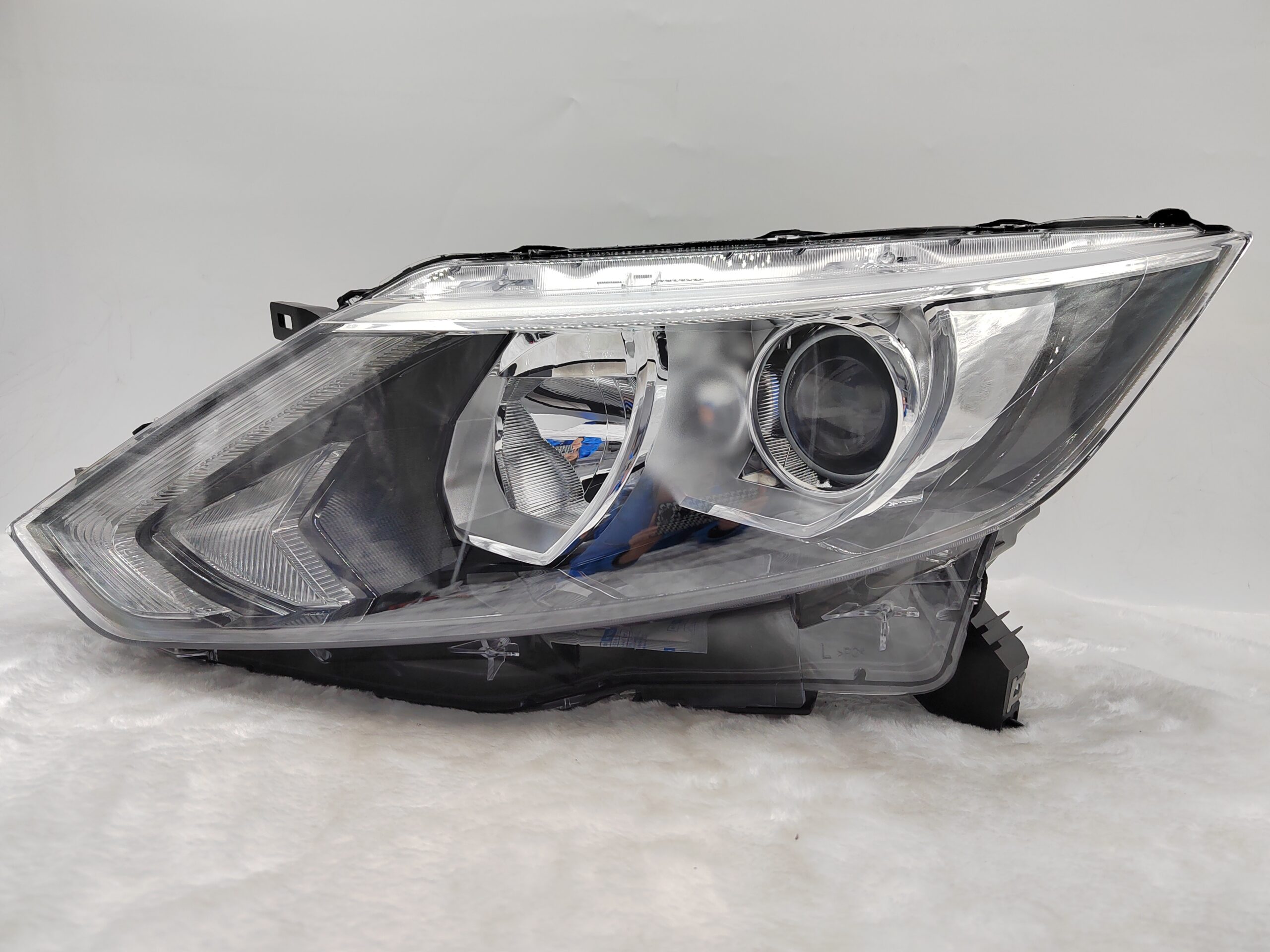 NISSAN QASHQAI J11 2014-2016 HALOGEN L.H.S HEADLIGHT ASSEMBLY