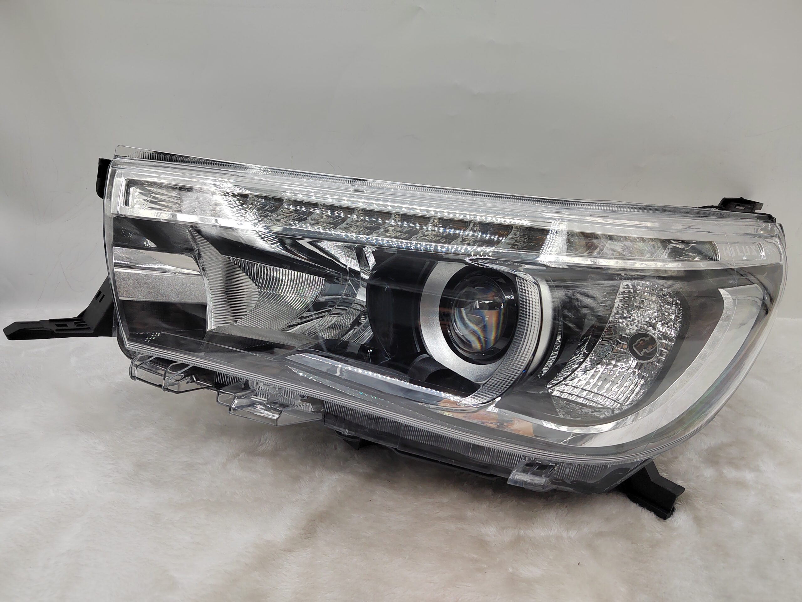 TOYOTA HILUX REVO 2015-2019 LED L.H.S HEADLIGHT ASSEMBLY