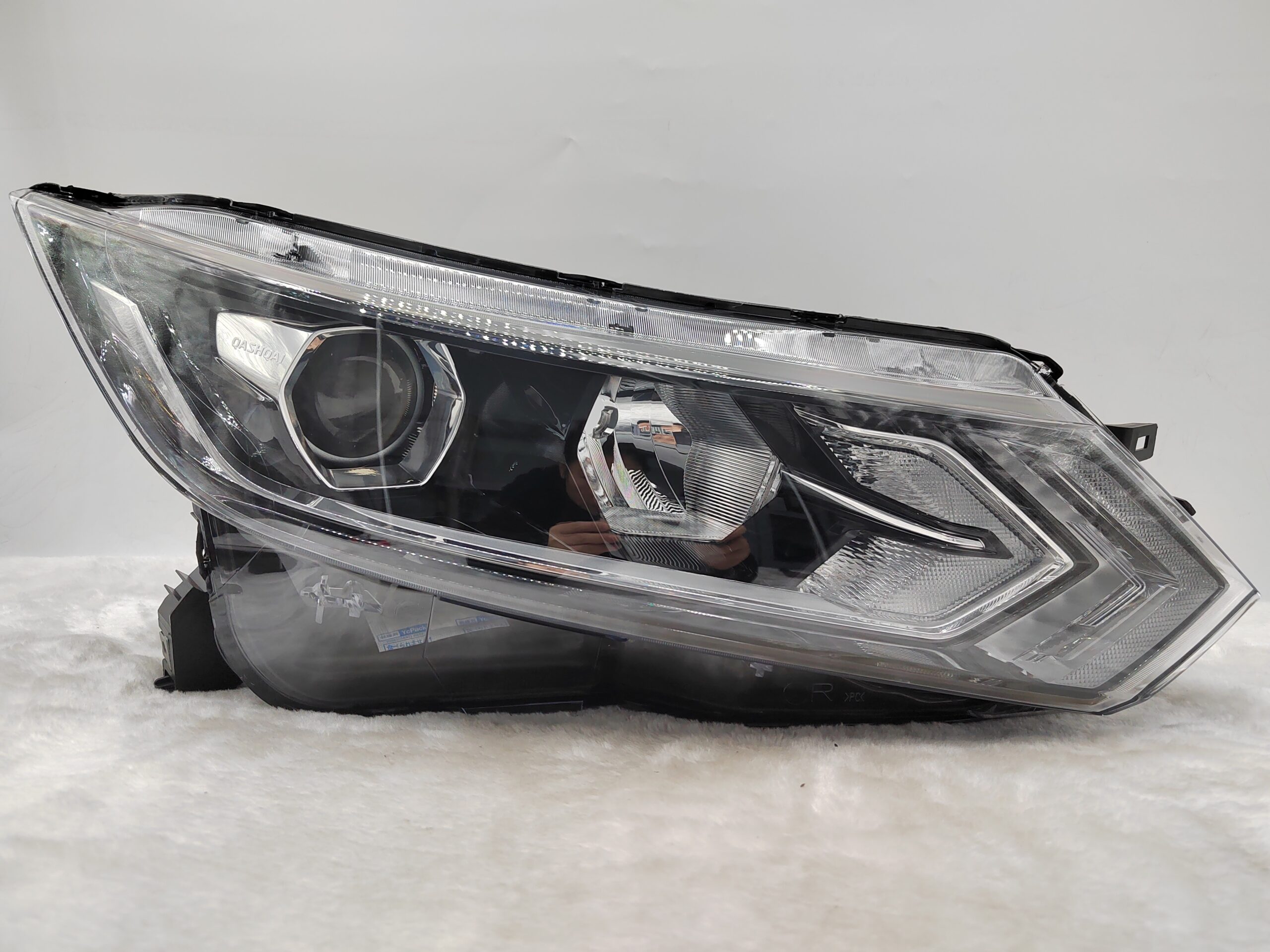 NISSAN QASHQAI J11 2017-2020 HALOGEN R.H.S HEADLIGHT ASSEMBLY