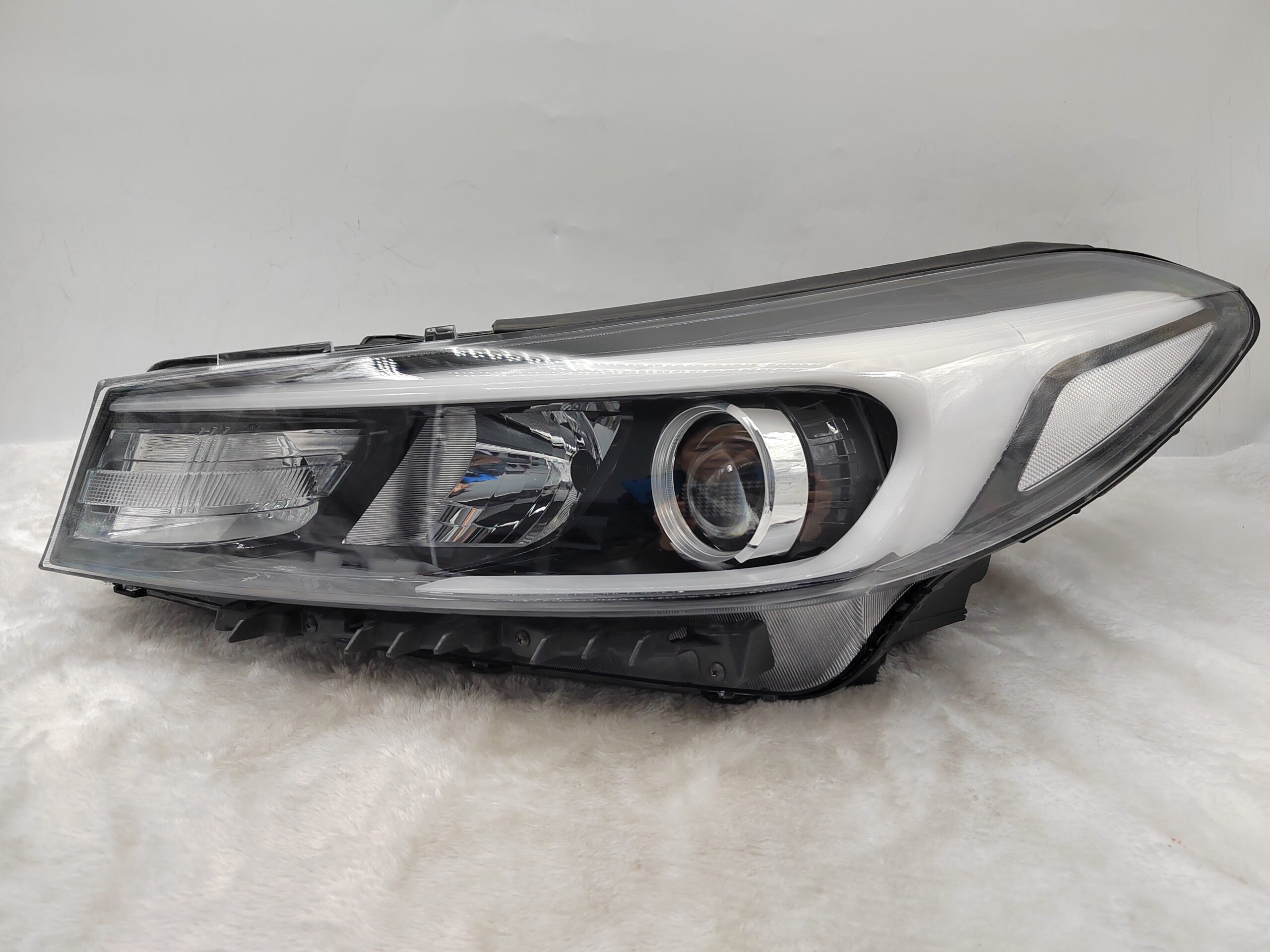 KIA CERATO 2016-2017 HALOGEN L.H.S HEADLIGHT ASSEMBLY