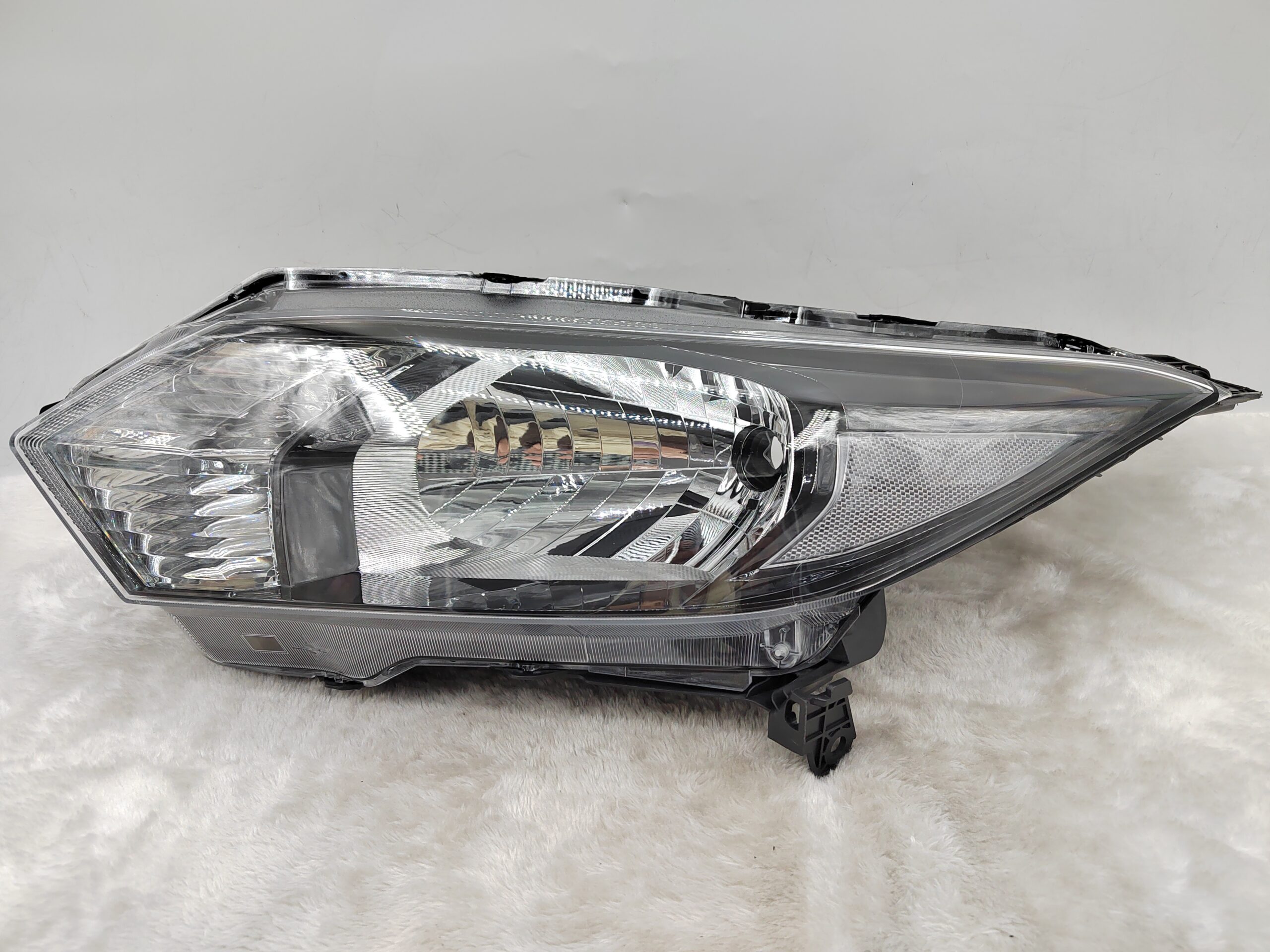 HONDA HR-V 2015-2018 HALOGEN L.H.S HEADLIGHT ASSEMBLY