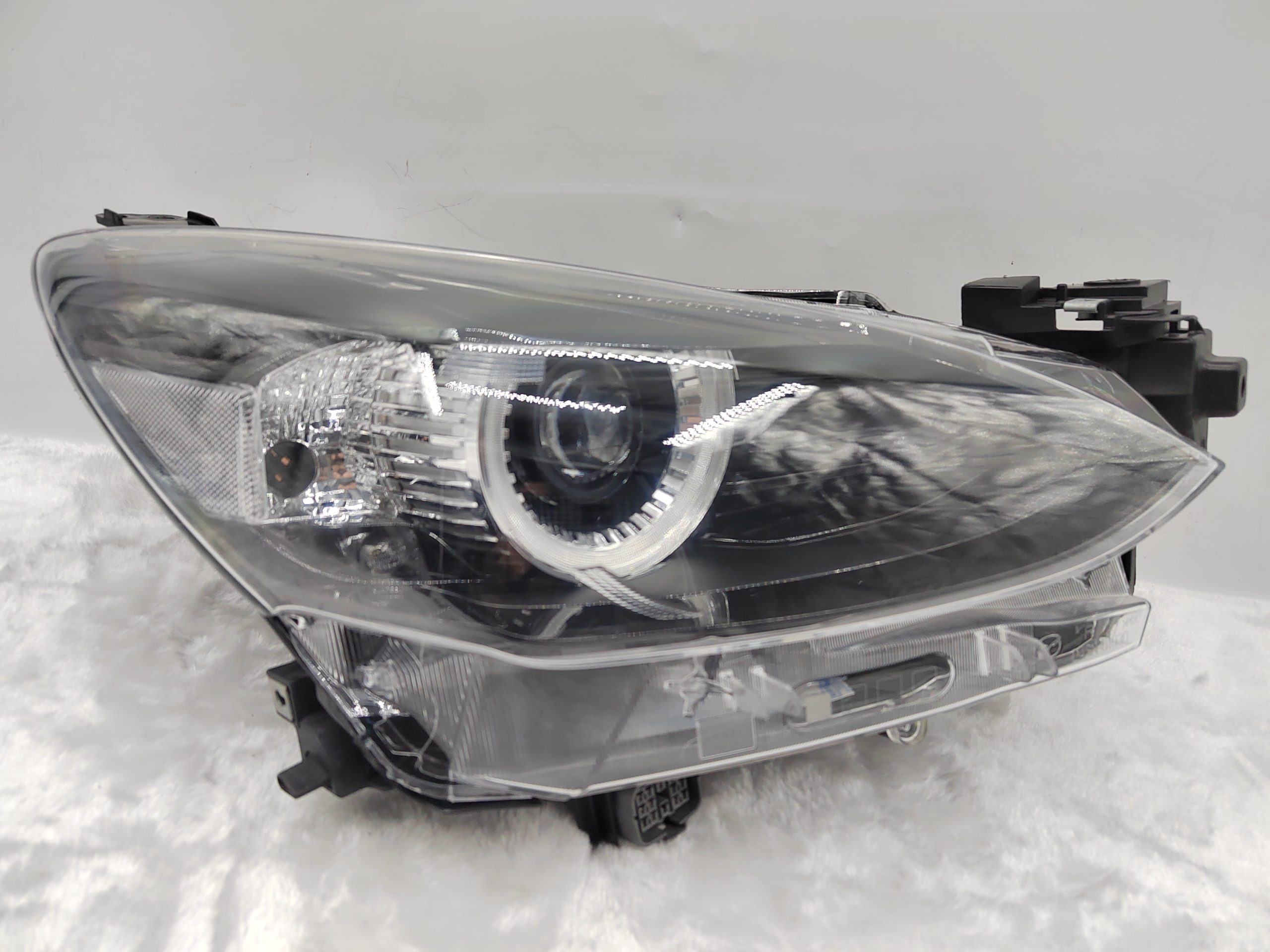 MAZDA 2 2020-2023 LED R.H.S HEADLIGHT ASSEMBLY