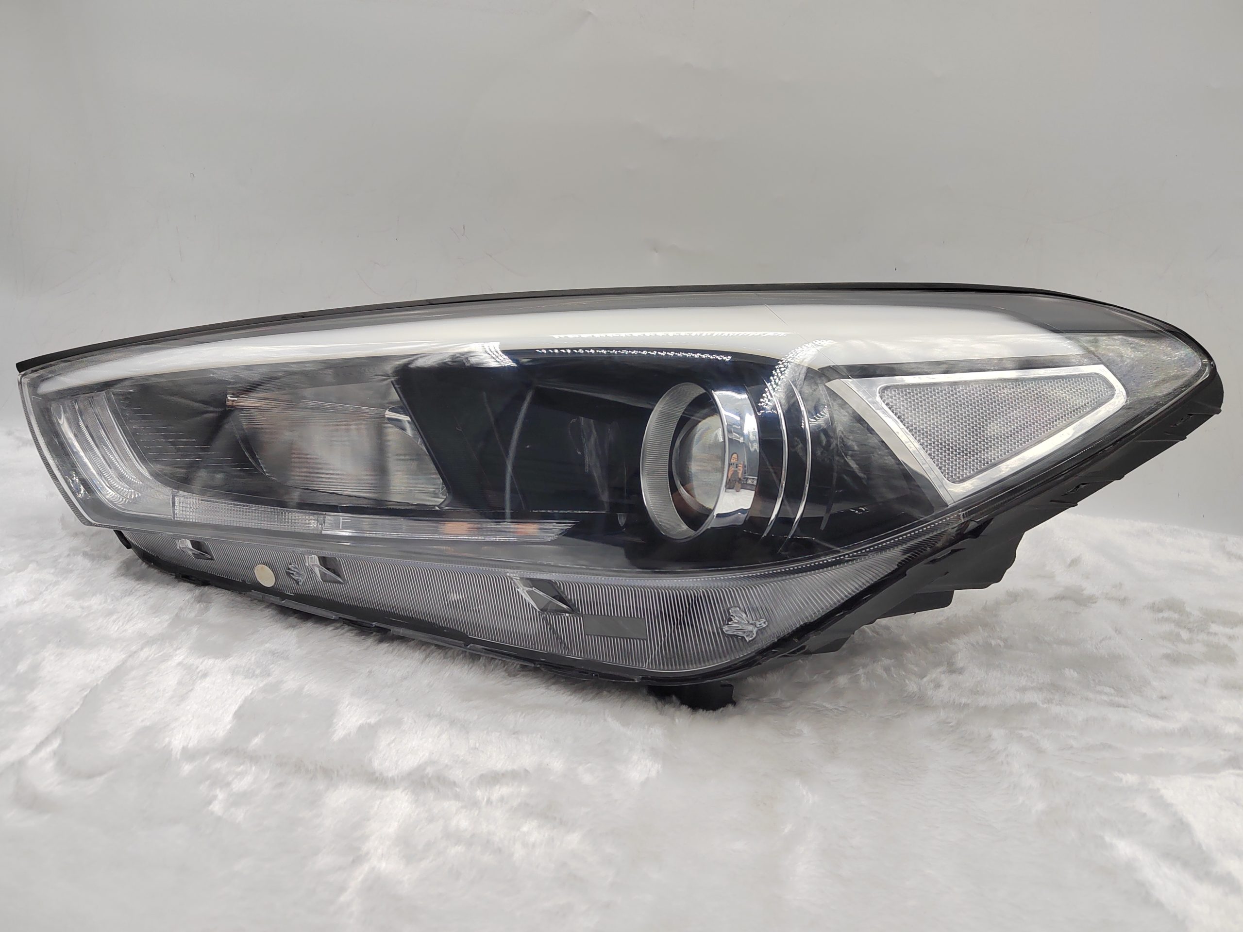 HYUNDAI TUCSON XG 2015-2017 HALOGEN L.H.S HEADLIGHT ASSEMBLY