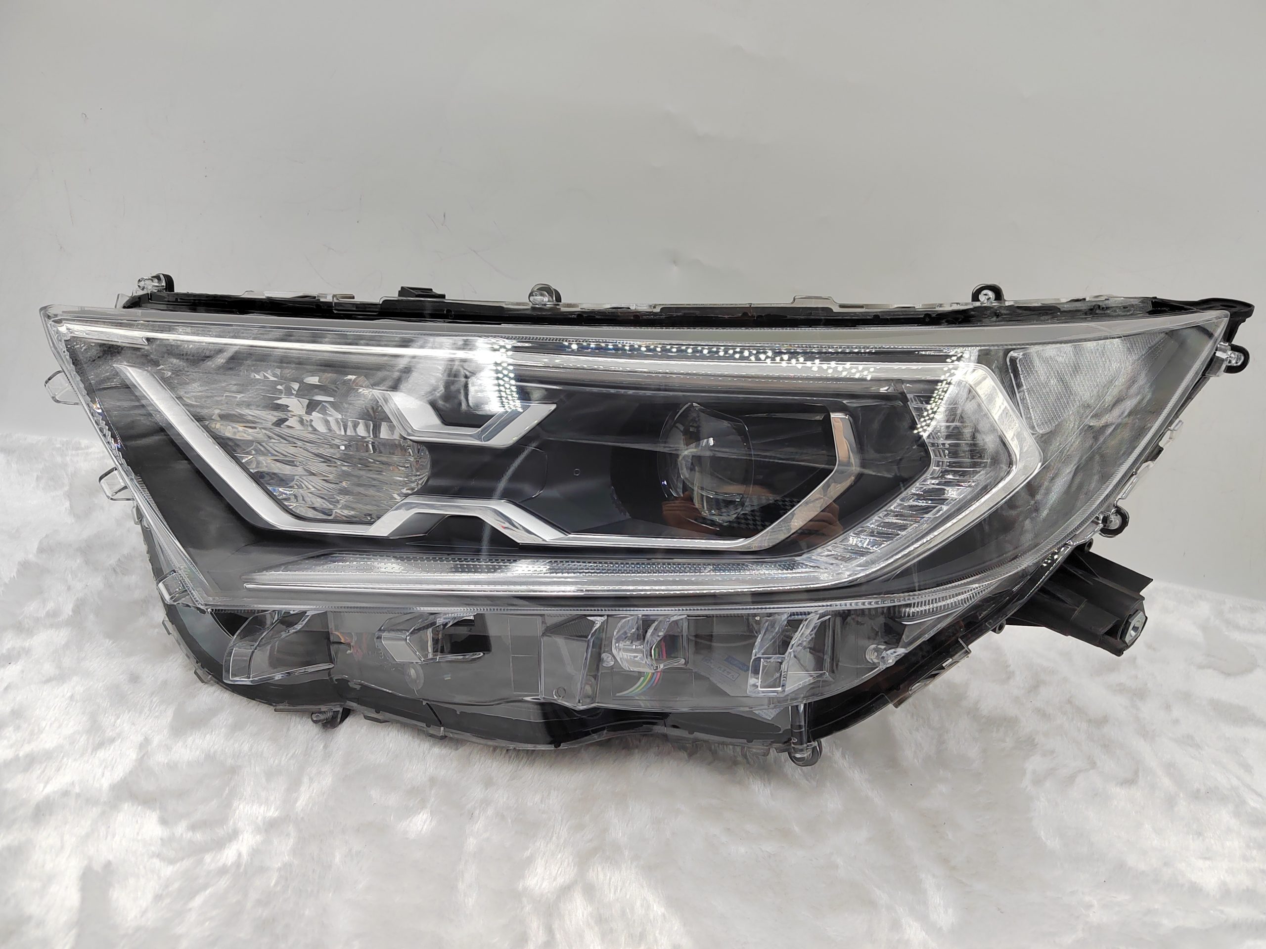 TOYOTA RAV4 V XA50 2019-2021 LED L.H.S HEADLIGHT ASSEMBLY