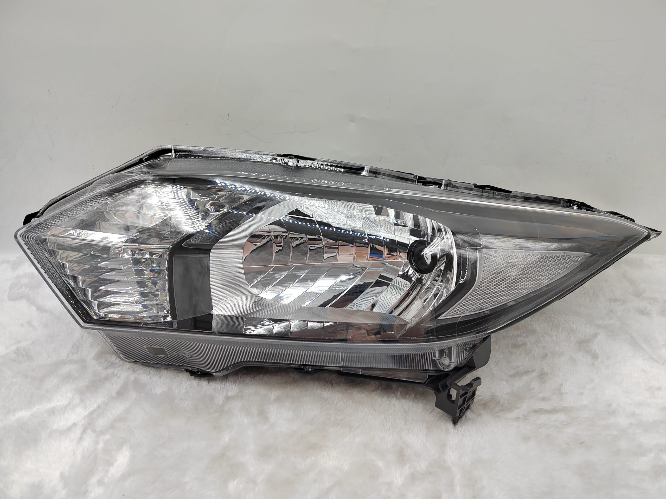 HONDA HR-V 2015-2018 HALOGEN L.H.S HEADLIGHT ASSEMBLY