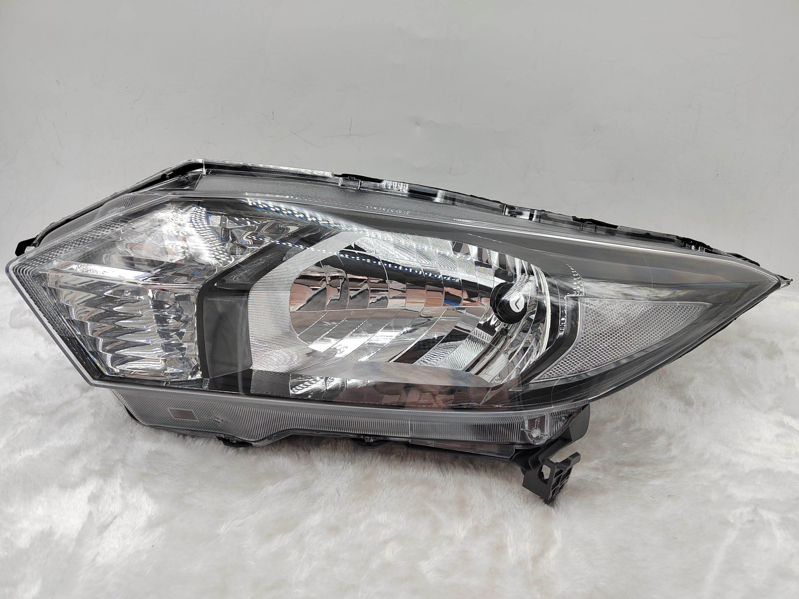 HONDA HR-V 2015-2018 HALOGEN L.H.S HEADLIGHT ASSEMBLY