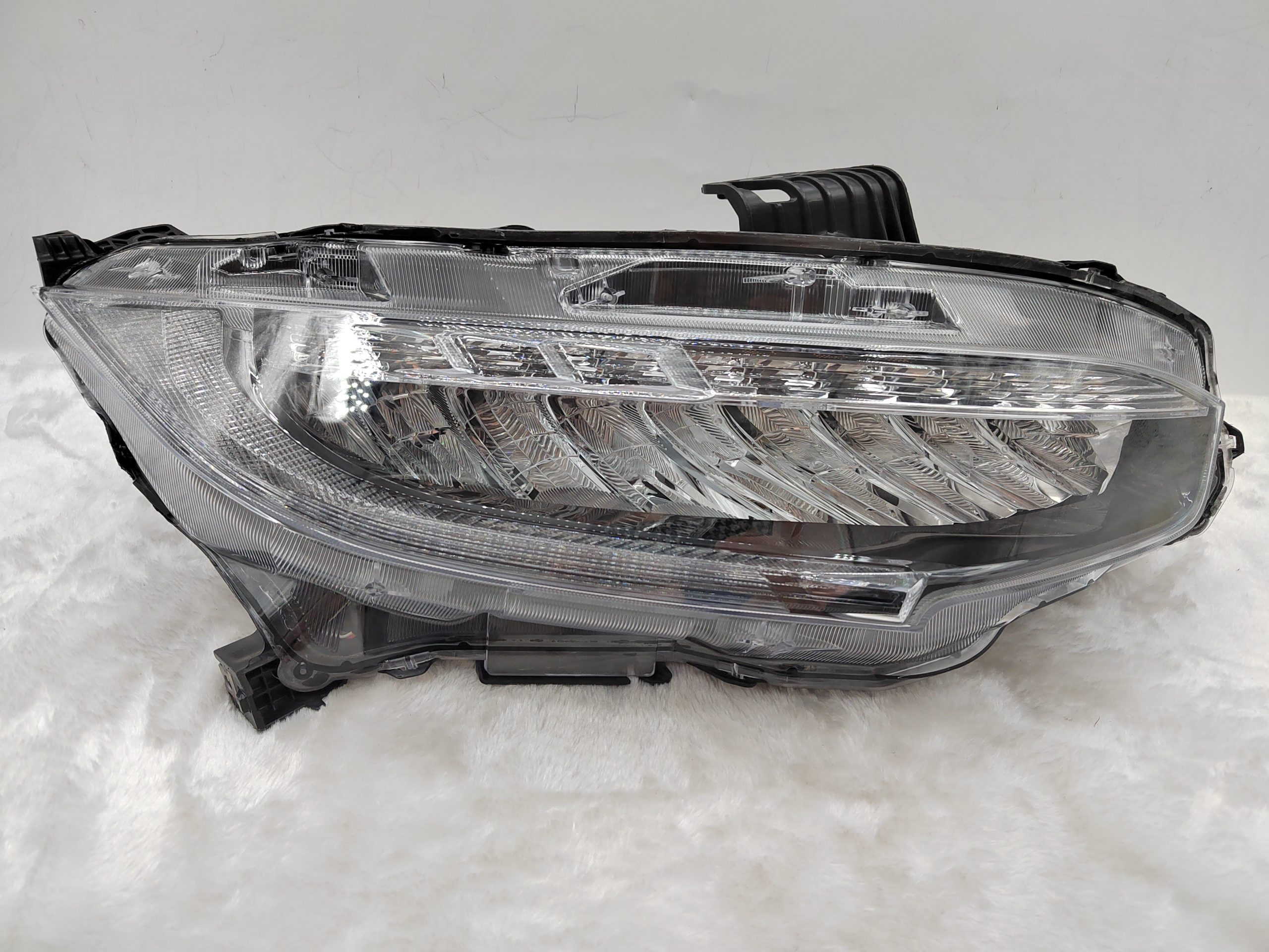 HONDA CIVIC VTI-LX 2016-2021 LED R.H.S HEADLIGHT ASSEMBLY