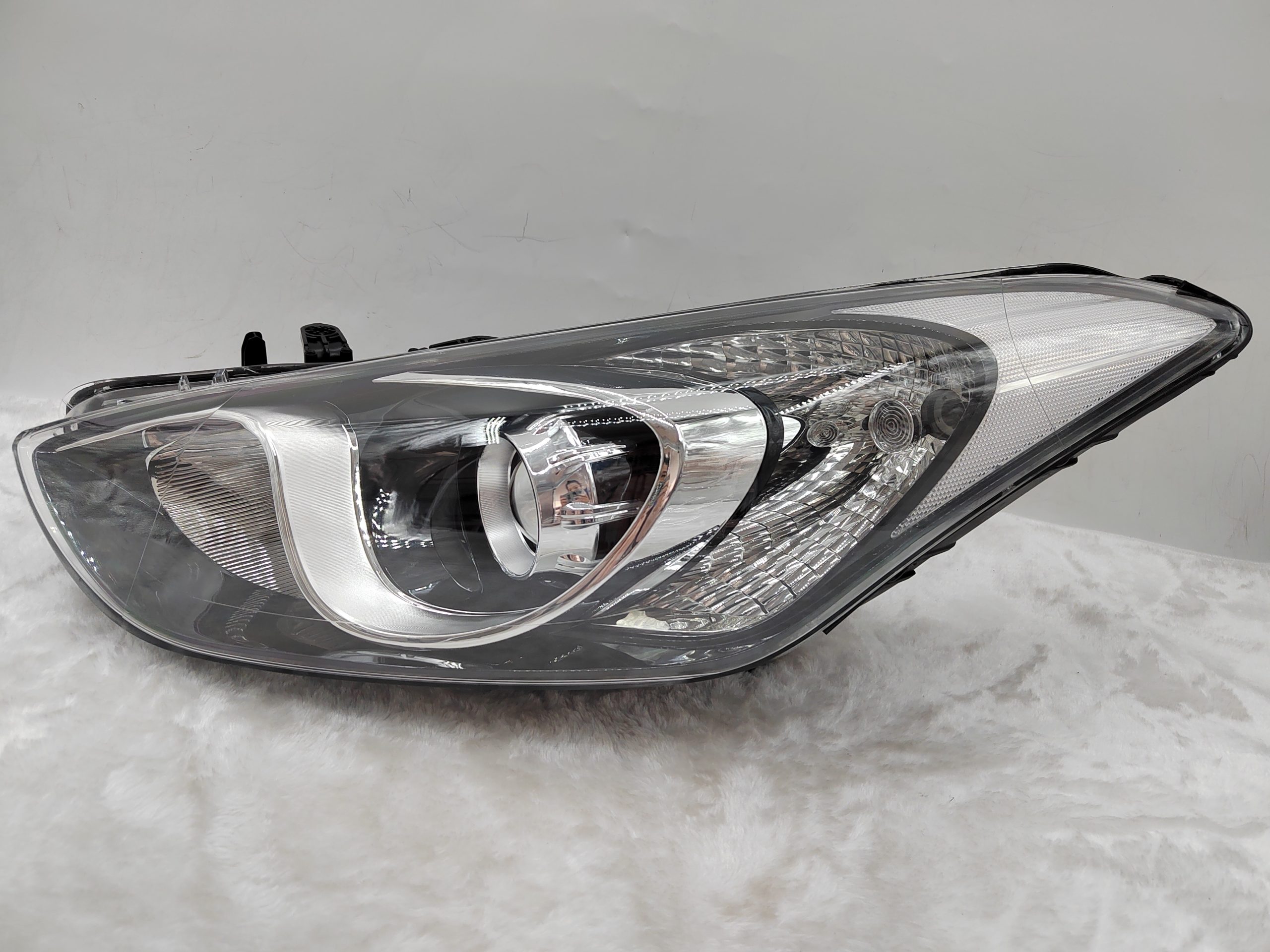 HYUNDAI I30 GD 2012-2016 XENON L.H.S HEADLIGHT ASSEMBLY