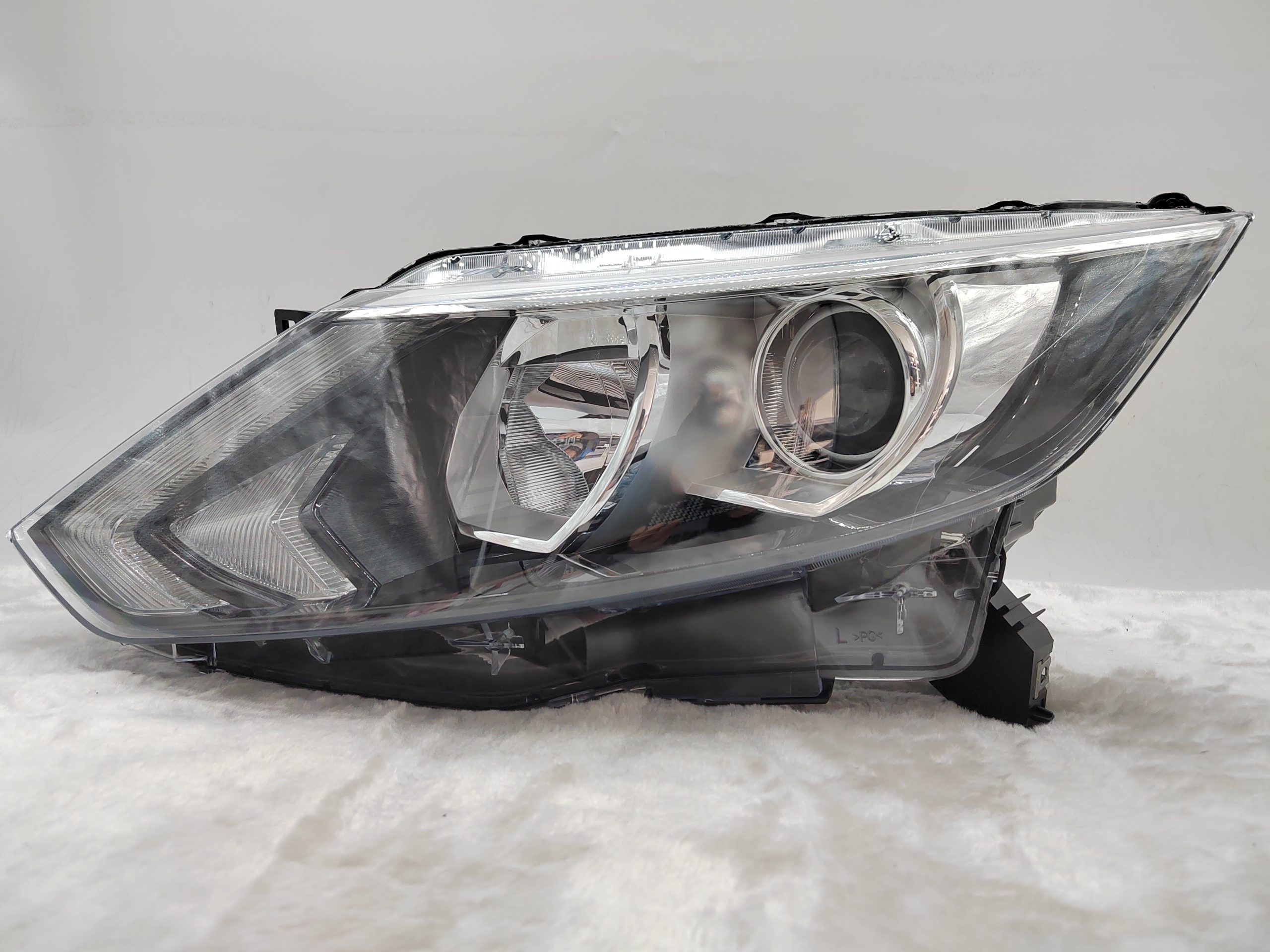 NISSAN QASHQAI J11 2014-2016 HALOGEN L.H.S HEADLIGHT ASSEMBLY