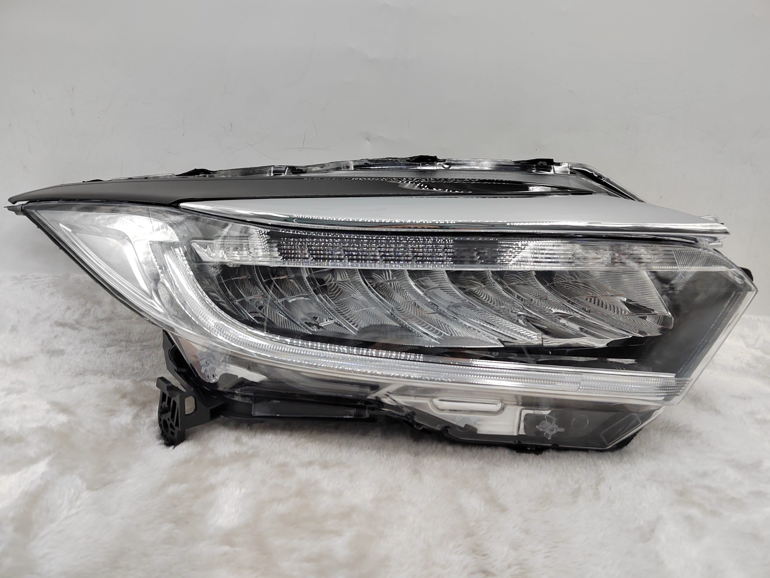 HONDA HR-V 2019-2021 LED R.H.S HEADLIGHT ASSEMBLY