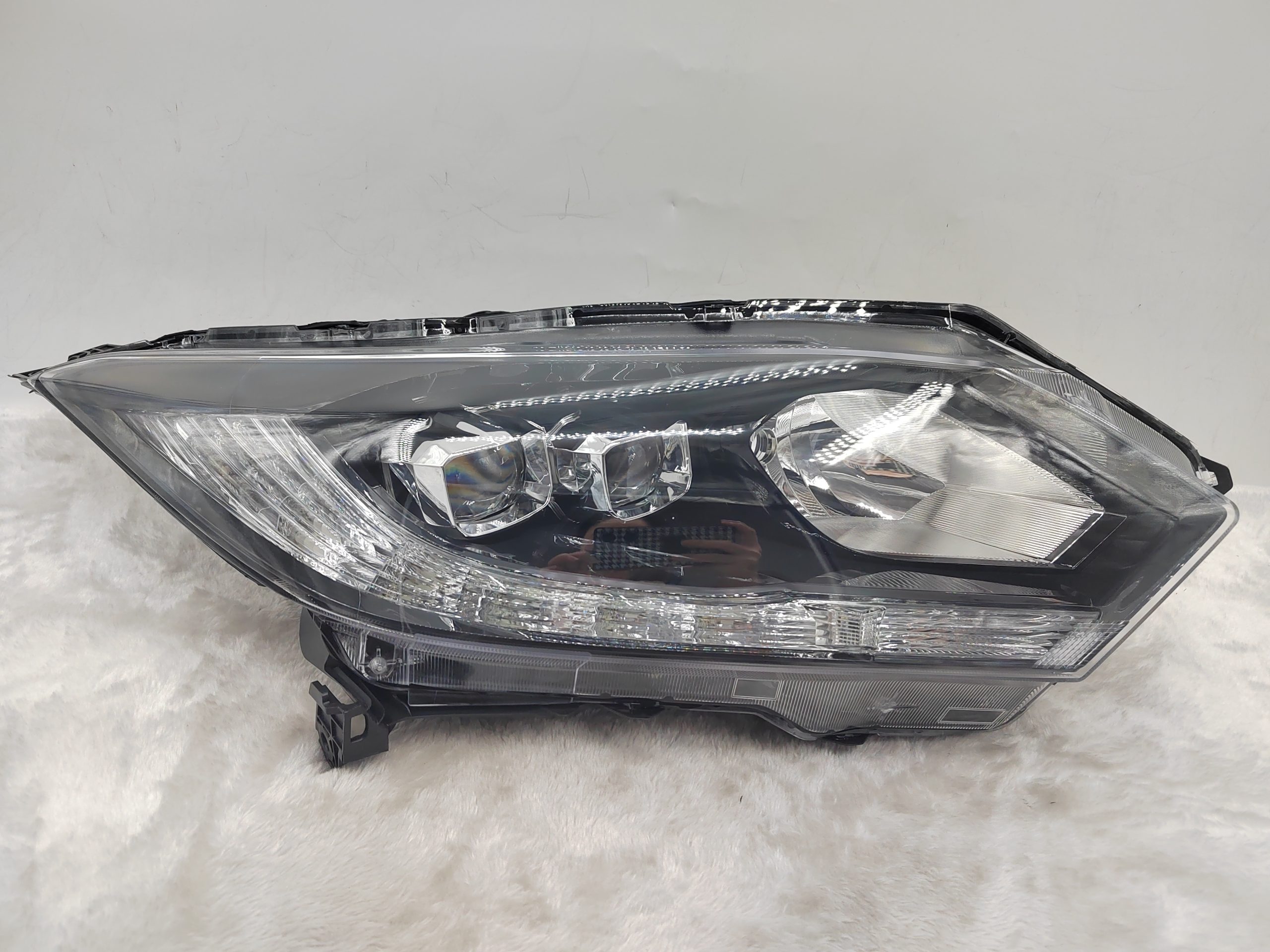 HONDA HR-V 2015-2018 LED R.H.S HEADLIGHT ASSEMBLY
