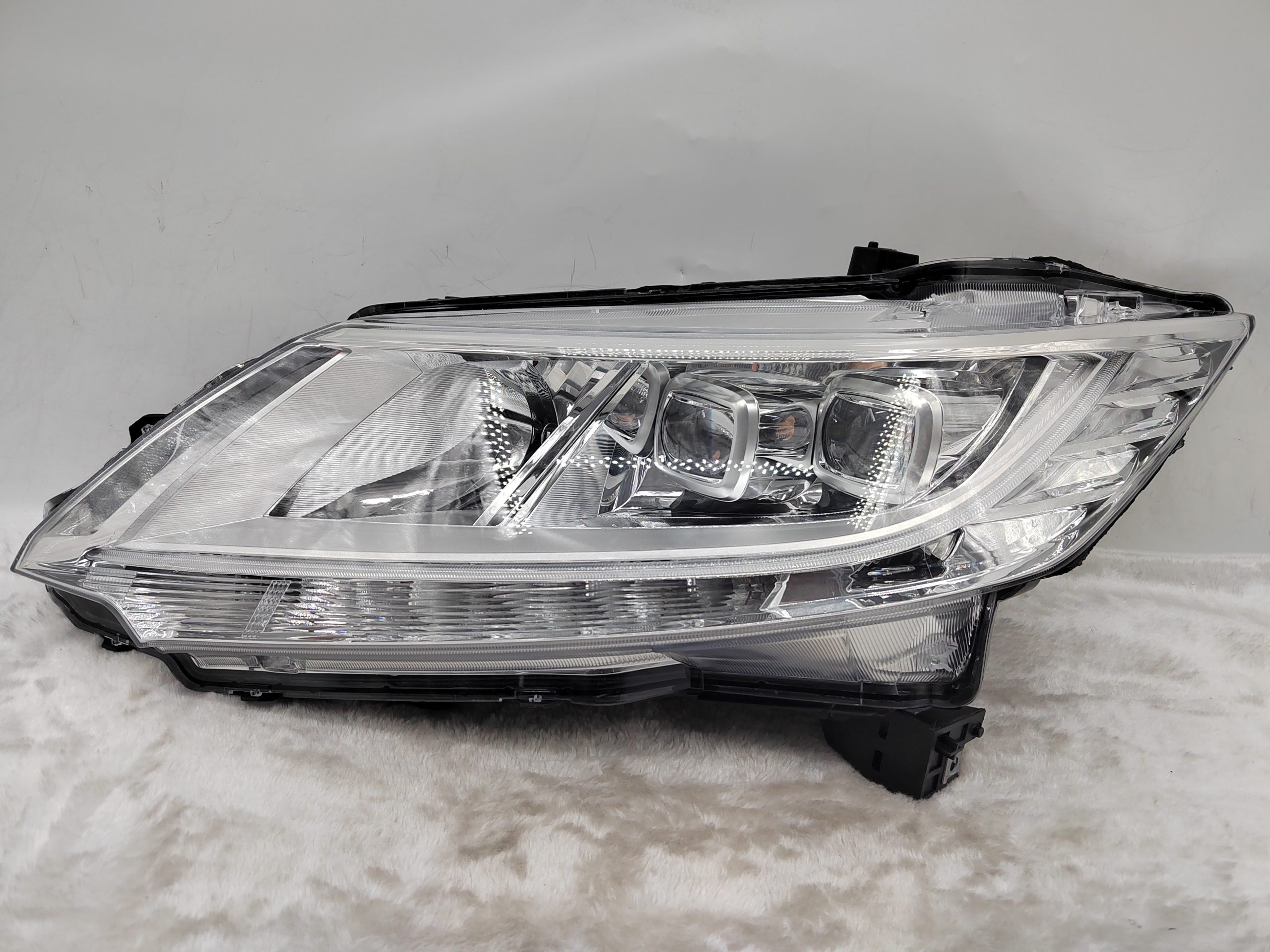 HONDA ODYSSEY DBA-RC1 2015-2017 LED L.H.S HEADLIGHT ASSEMBLY