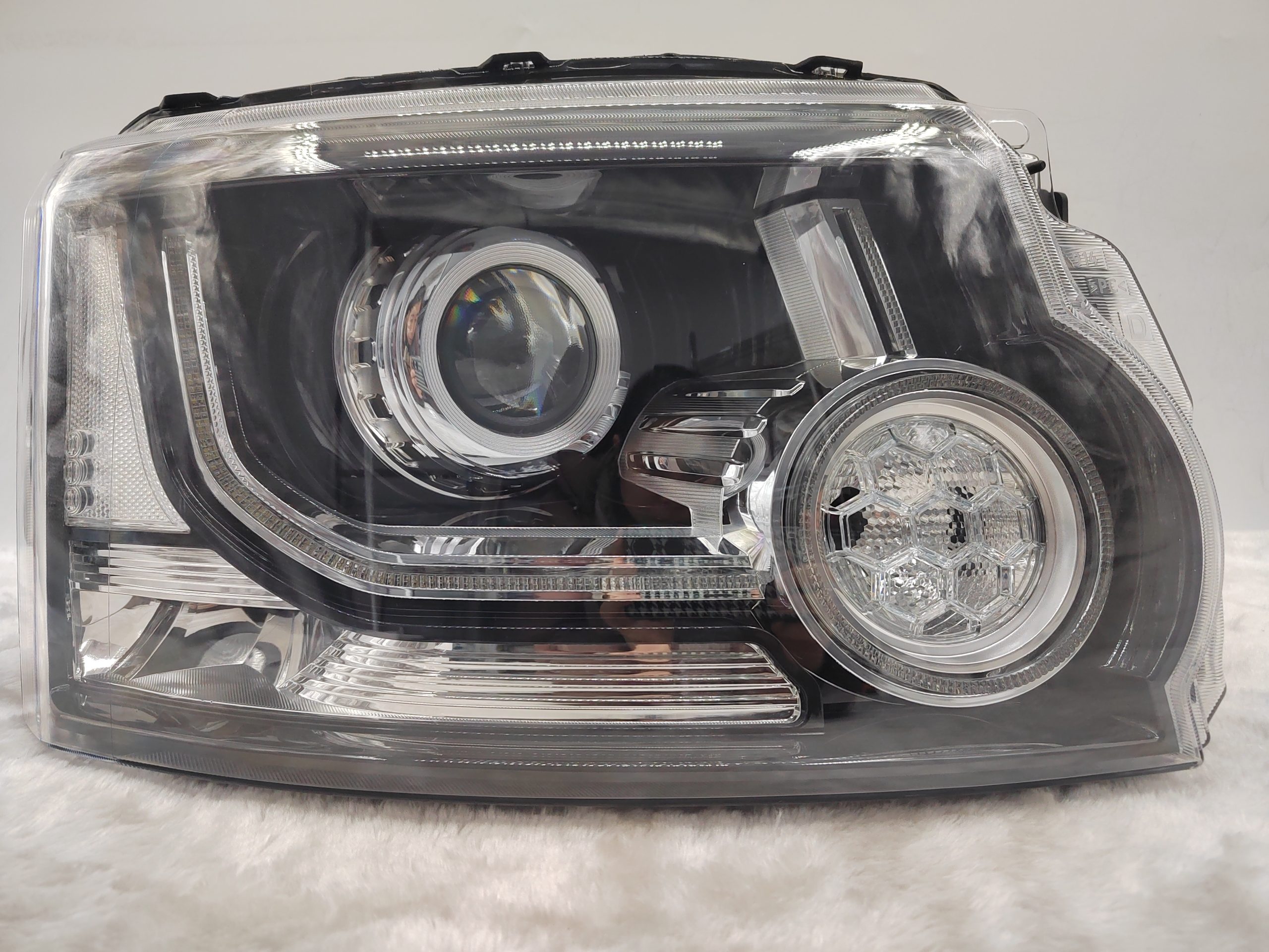 LAND ROVER DISCOVERY IV 2014-2016 XENON R.H.S HEADLIGHT ASSEMBLY