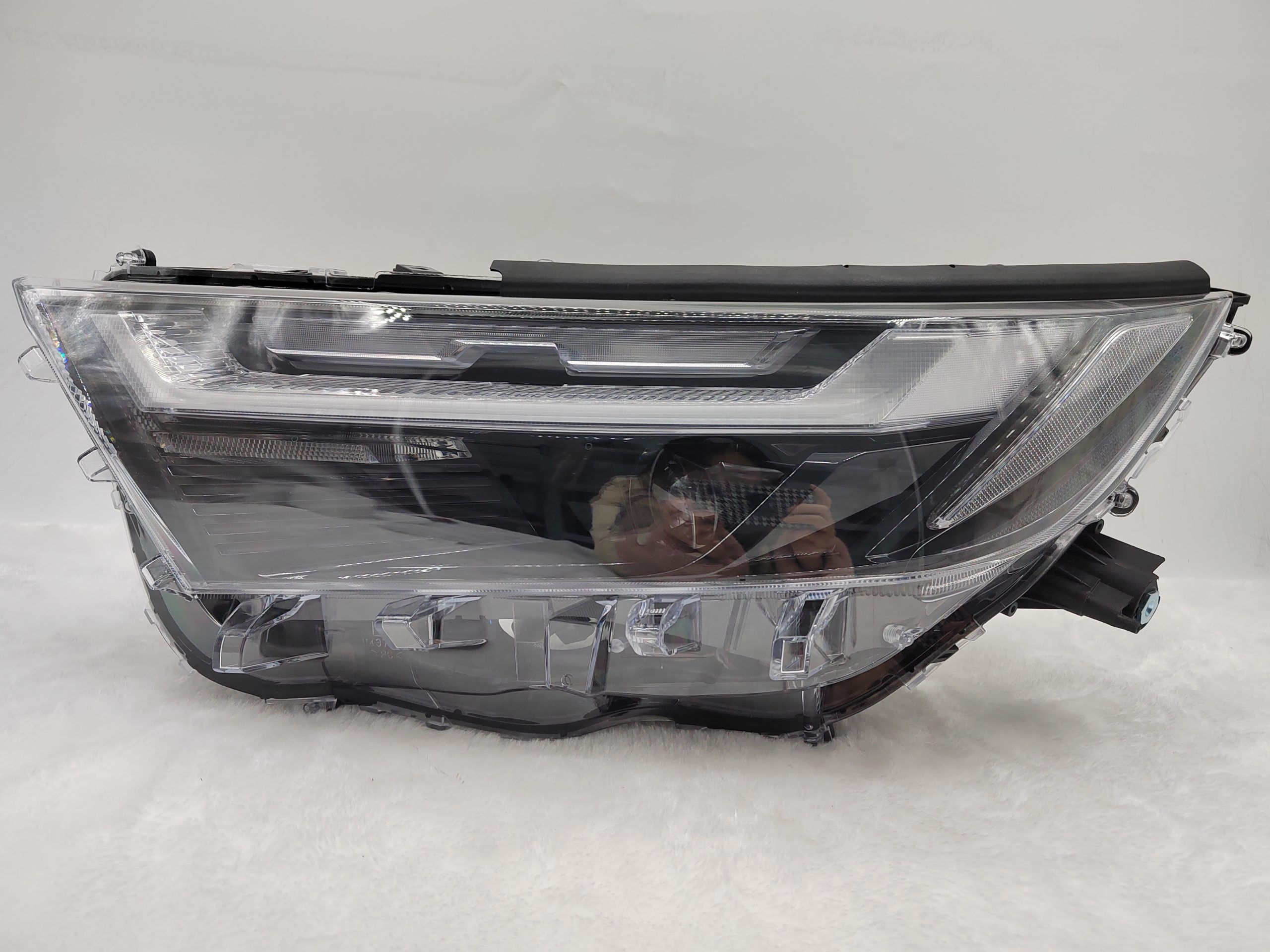 TOYOTA RAV4 2022-2023 LED L.H.S HEADLIGHT ASSEMBLY
