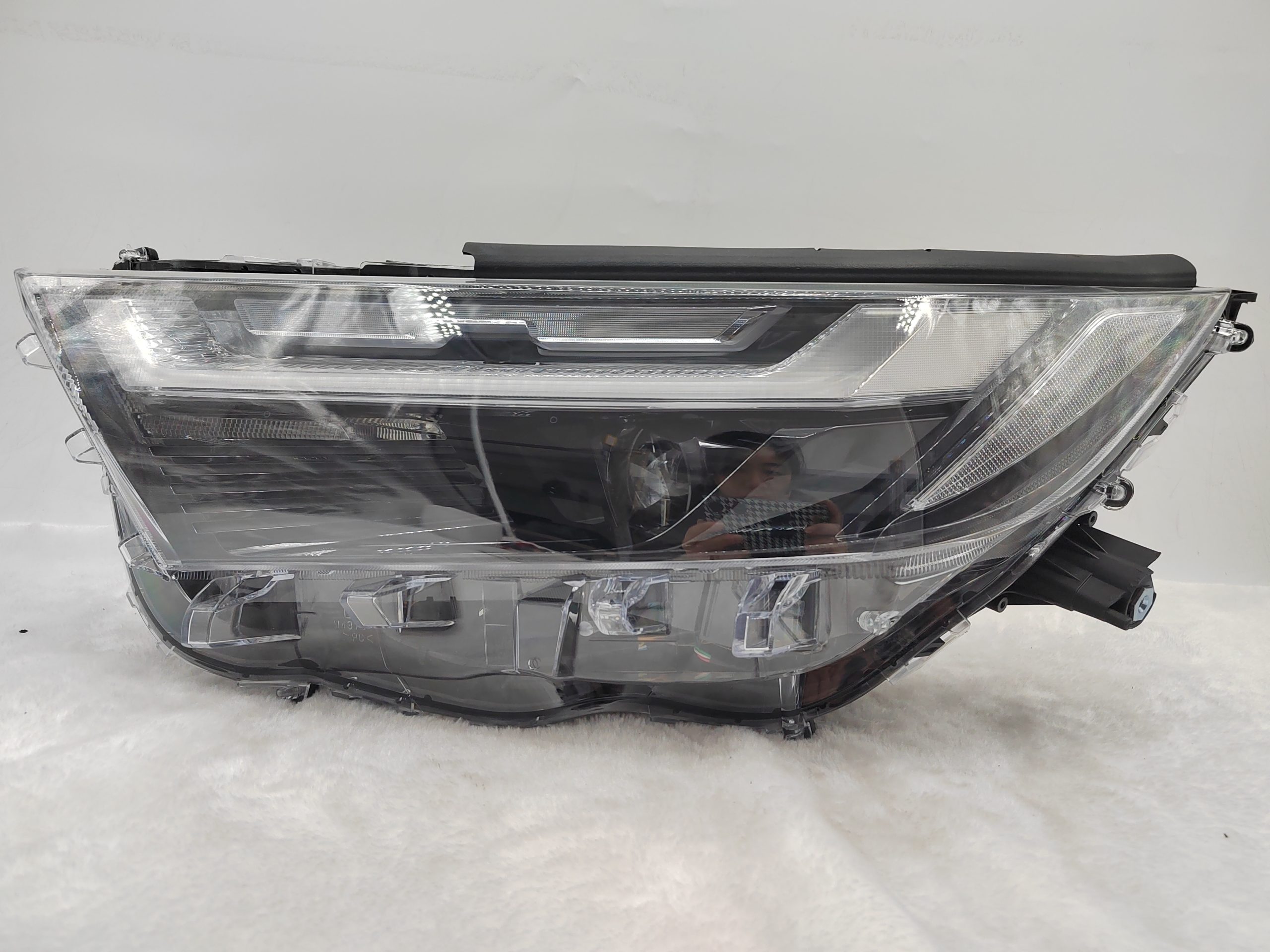 TOYOTA RAV4 2022-2023 LED L.H.S HEADLIGHT ASSEMBLY