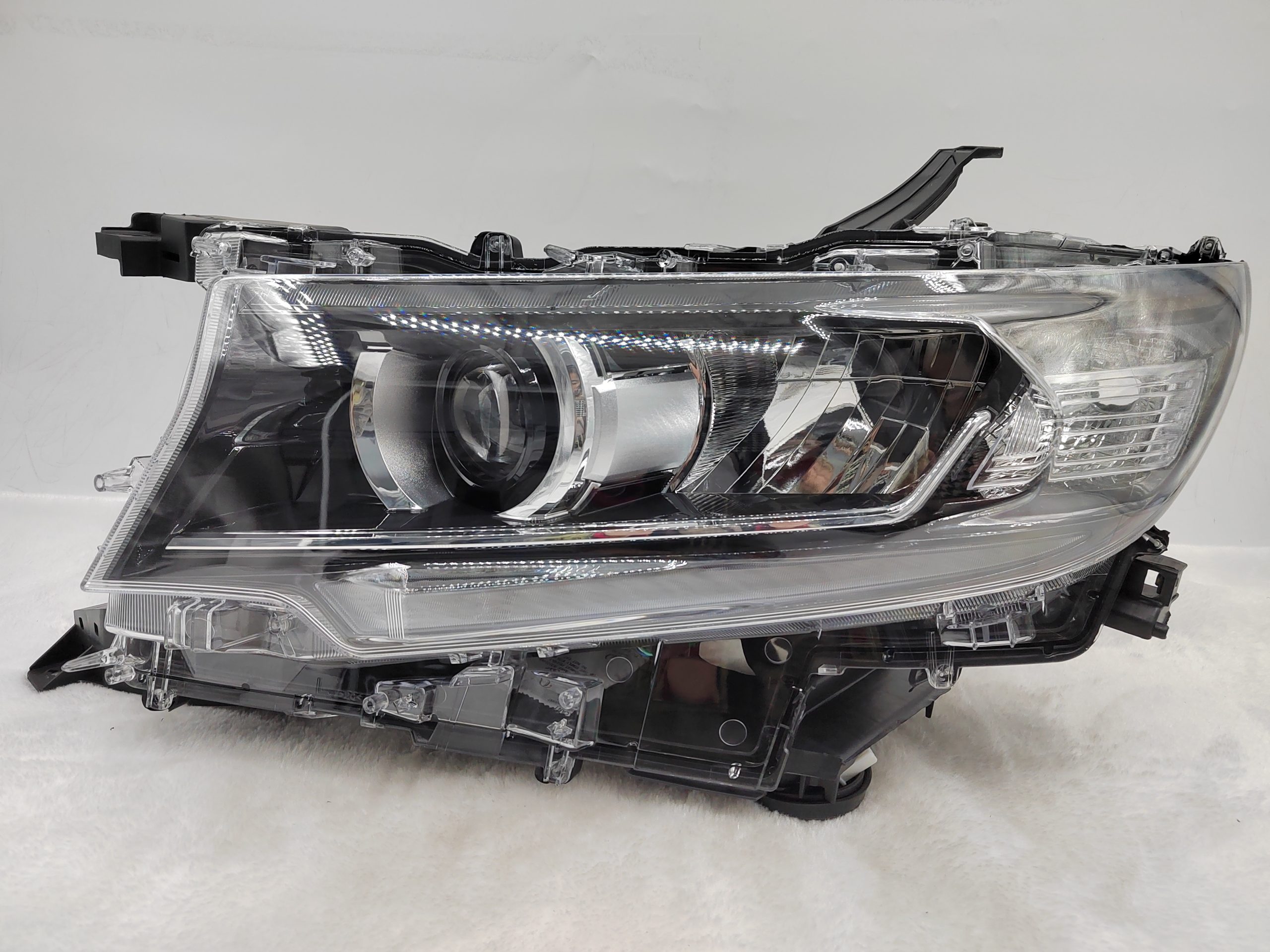 TOYOTA LANDCRUISER PRADO 150 GDJ150R 2018-2022 LED L.H.S HEADLIGHT ASSEMBLY