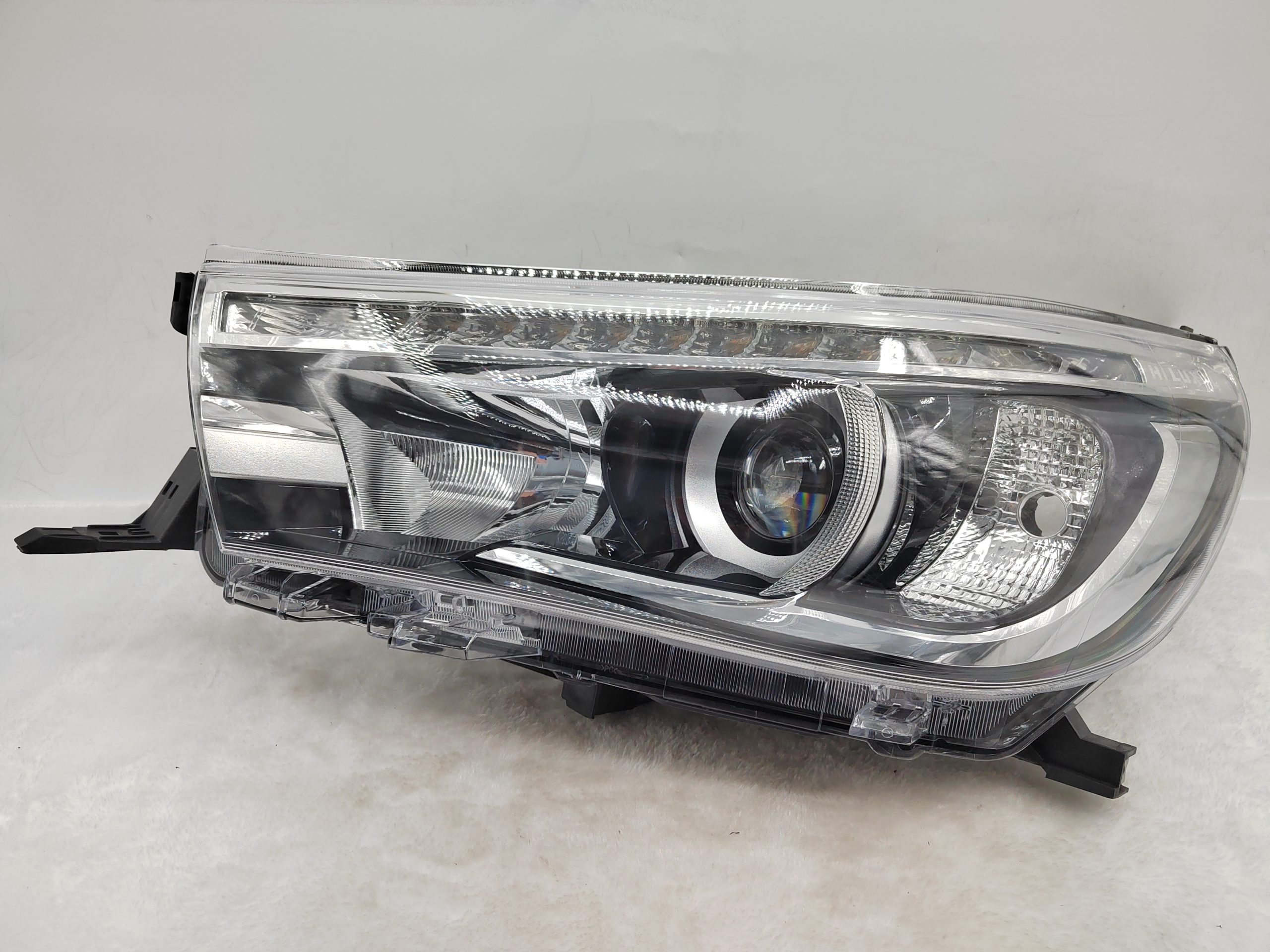 TOYOTA HILUX REVO 2015-2019 LED L.H.S HEADLIGHT ASSEMBLY