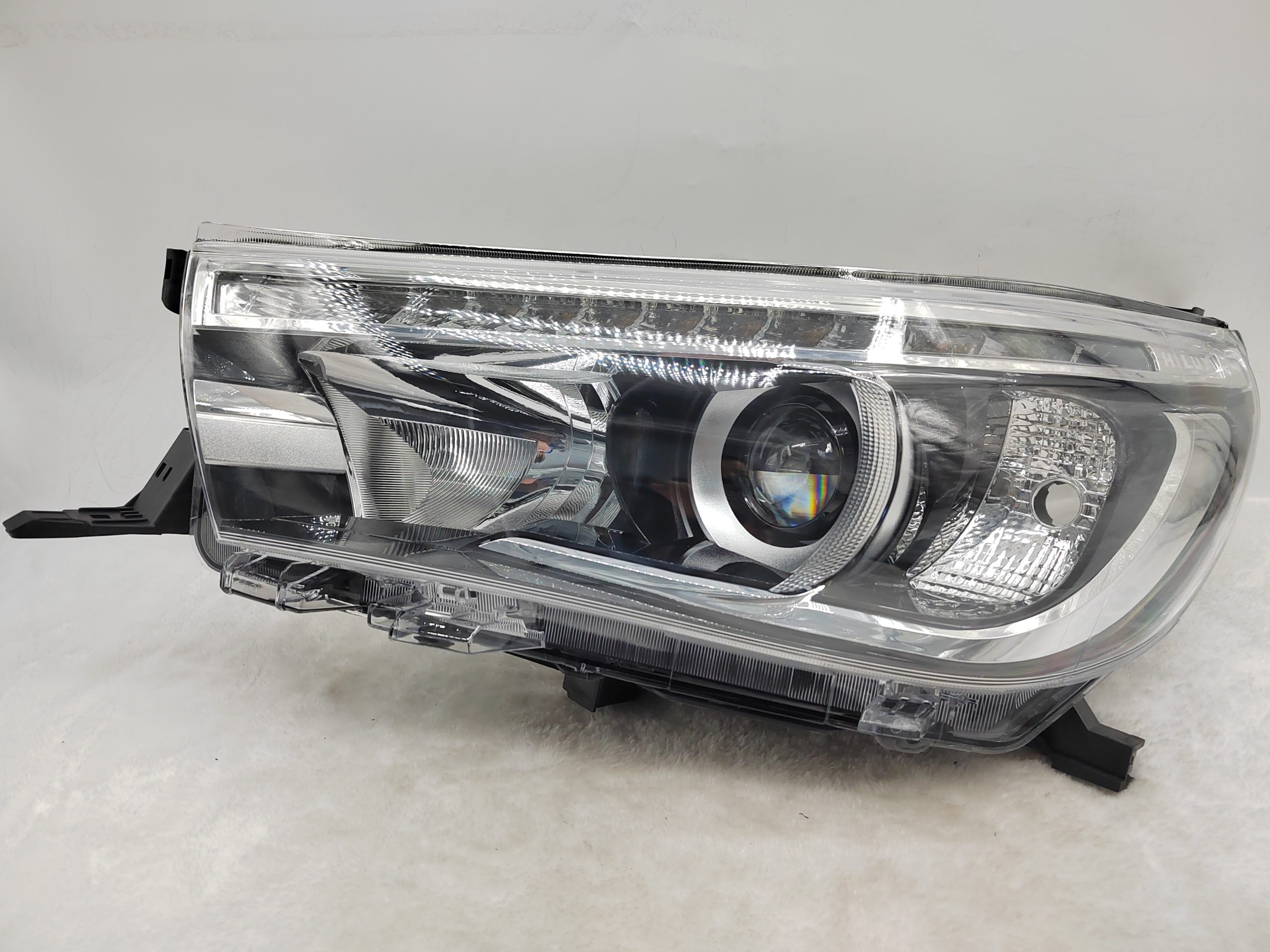 TOYOTA HILUX REVO 2015-2019 LED L.H.S HEADLIGHT ASSEMBLY
