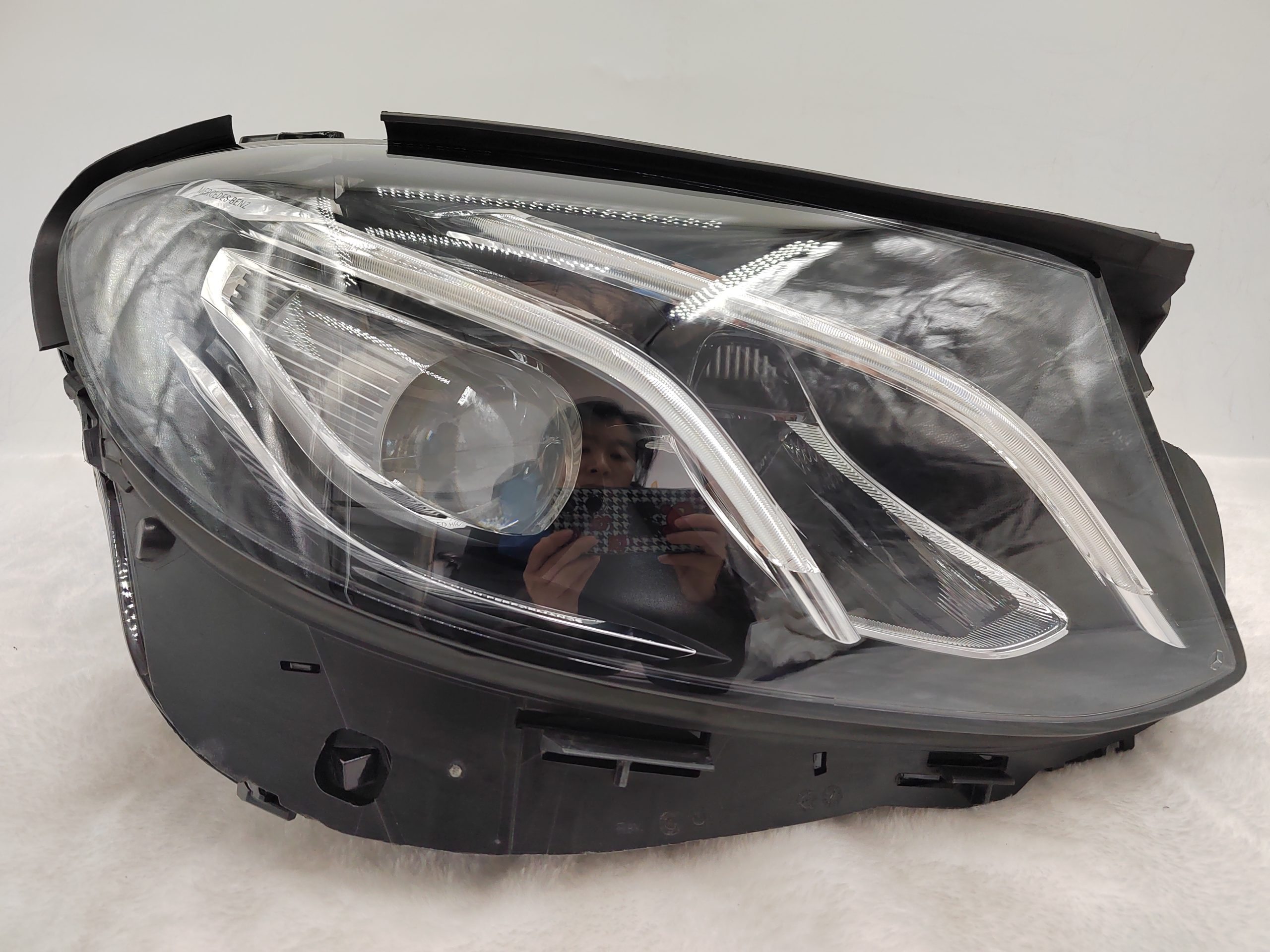 MERCEDES-BENZ E-CLASS W213 2016-2019 LED R.H.S HEADLIGHT ASSEMBLY