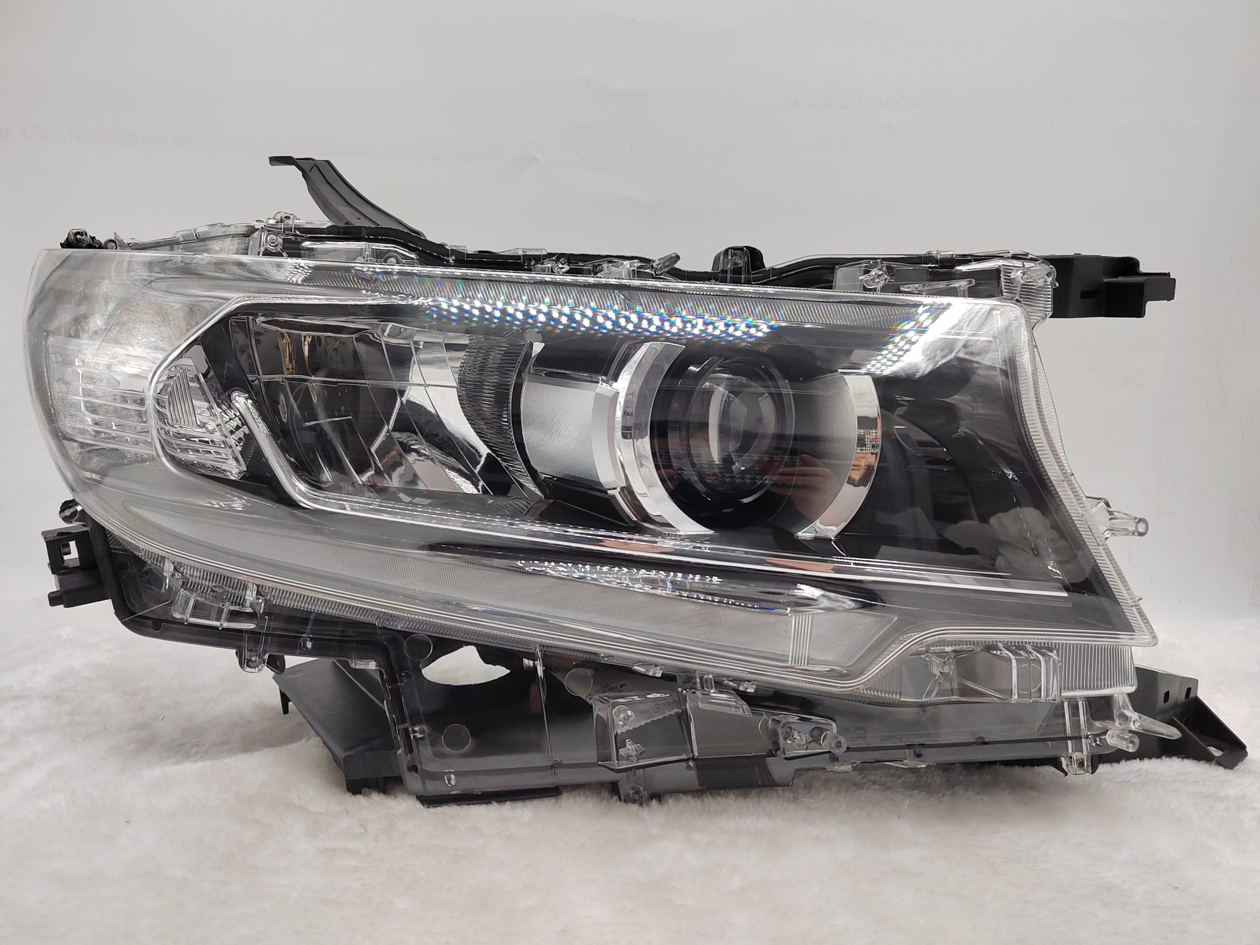 TOYOTA LANDCRUISER PRADO 150 GDJ150R 2018-2022 LED R.H.S HEADLIGHT ASSEMBLY