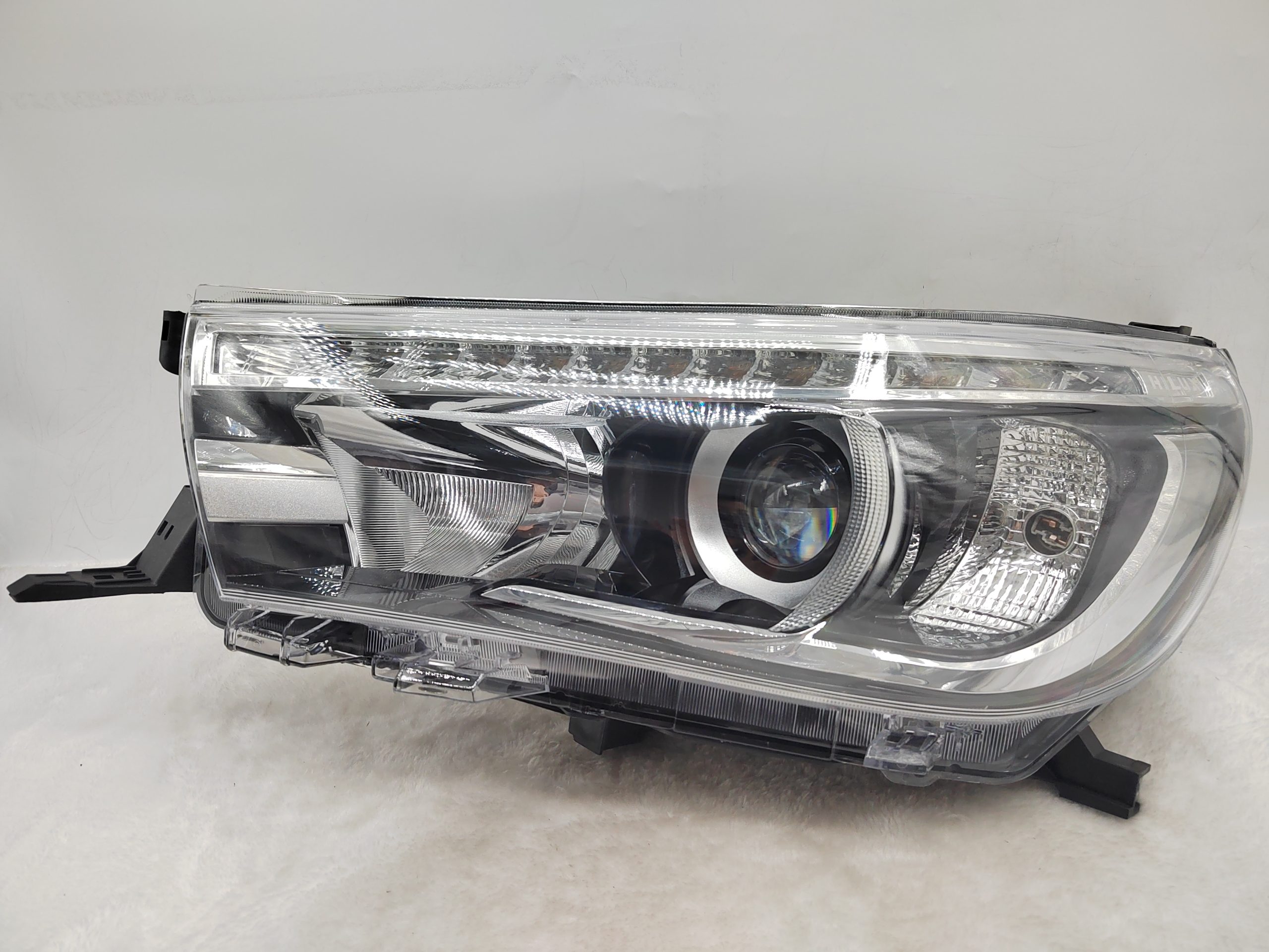 TOYOTA HILUX REVO 2015-2019 LED L.H.S HEADLIGHT ASSEMBLY