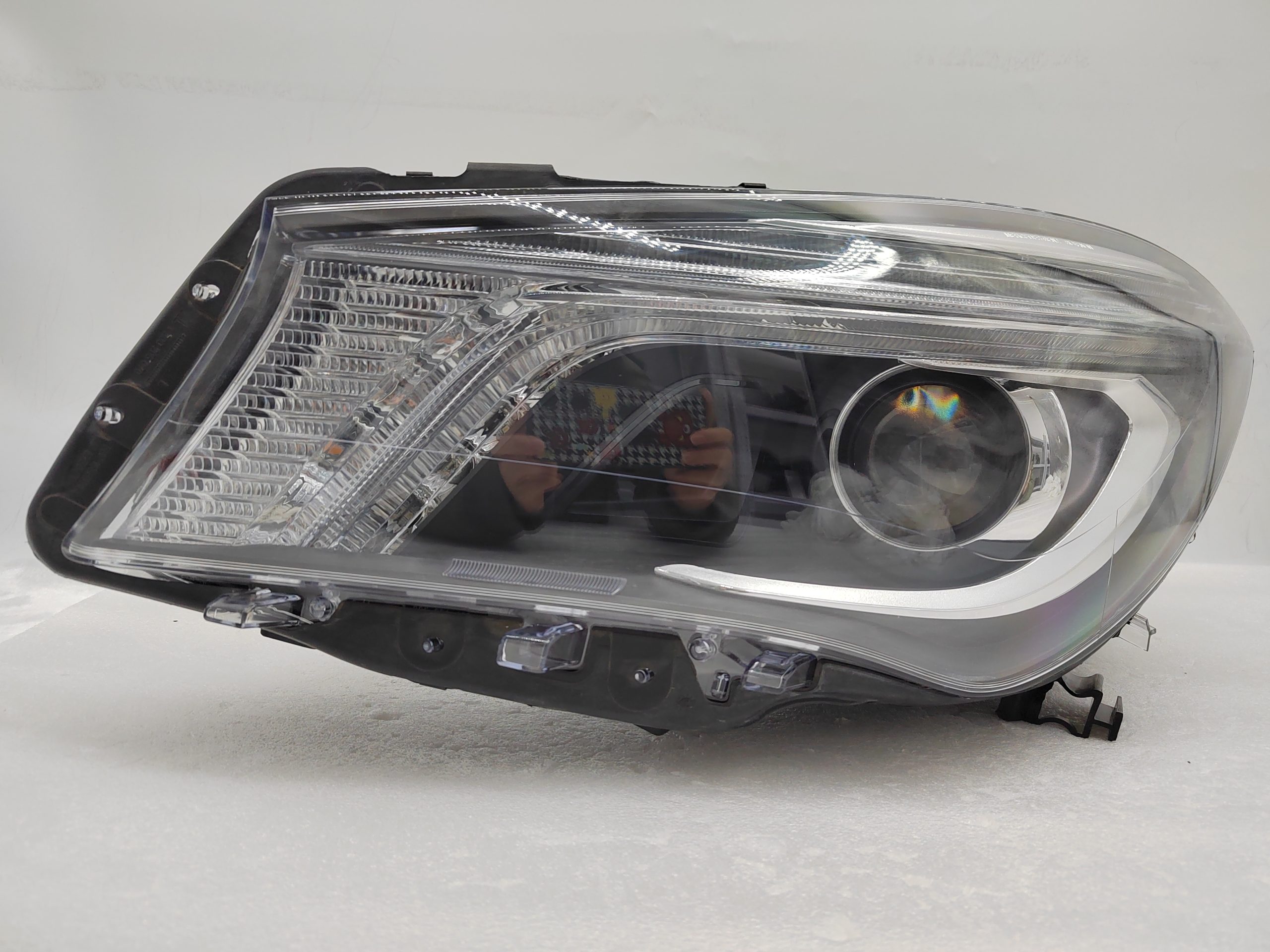 MERCEDES-BENZ CLA-CLASS W117 CLA250 2012-2015 XENON L.H.S HEADLIGHT ASSEMBLY