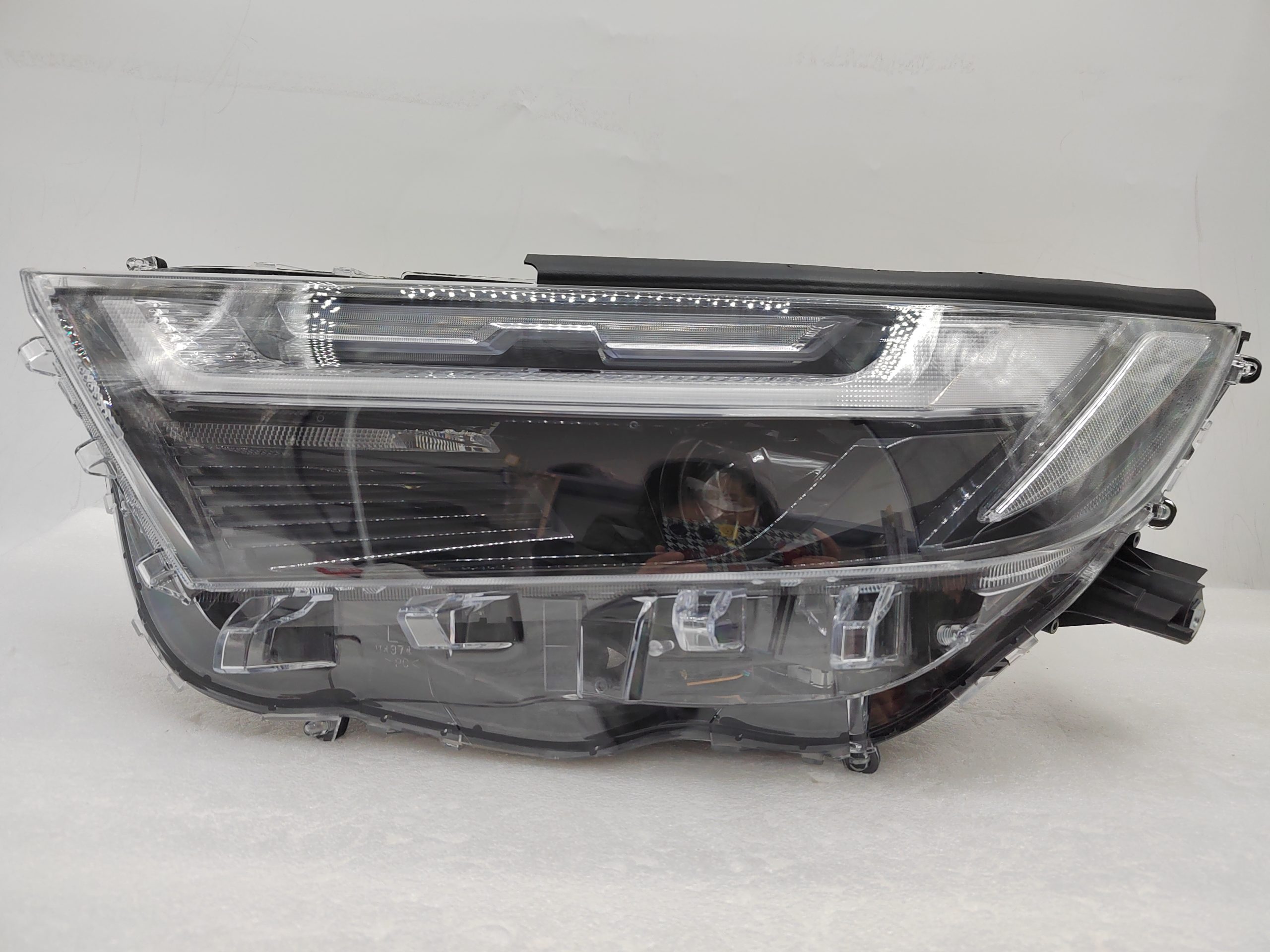 TOYOTA RAV4 2022-2023 LED L.H.S HEADLIGHT ASSEMBLY