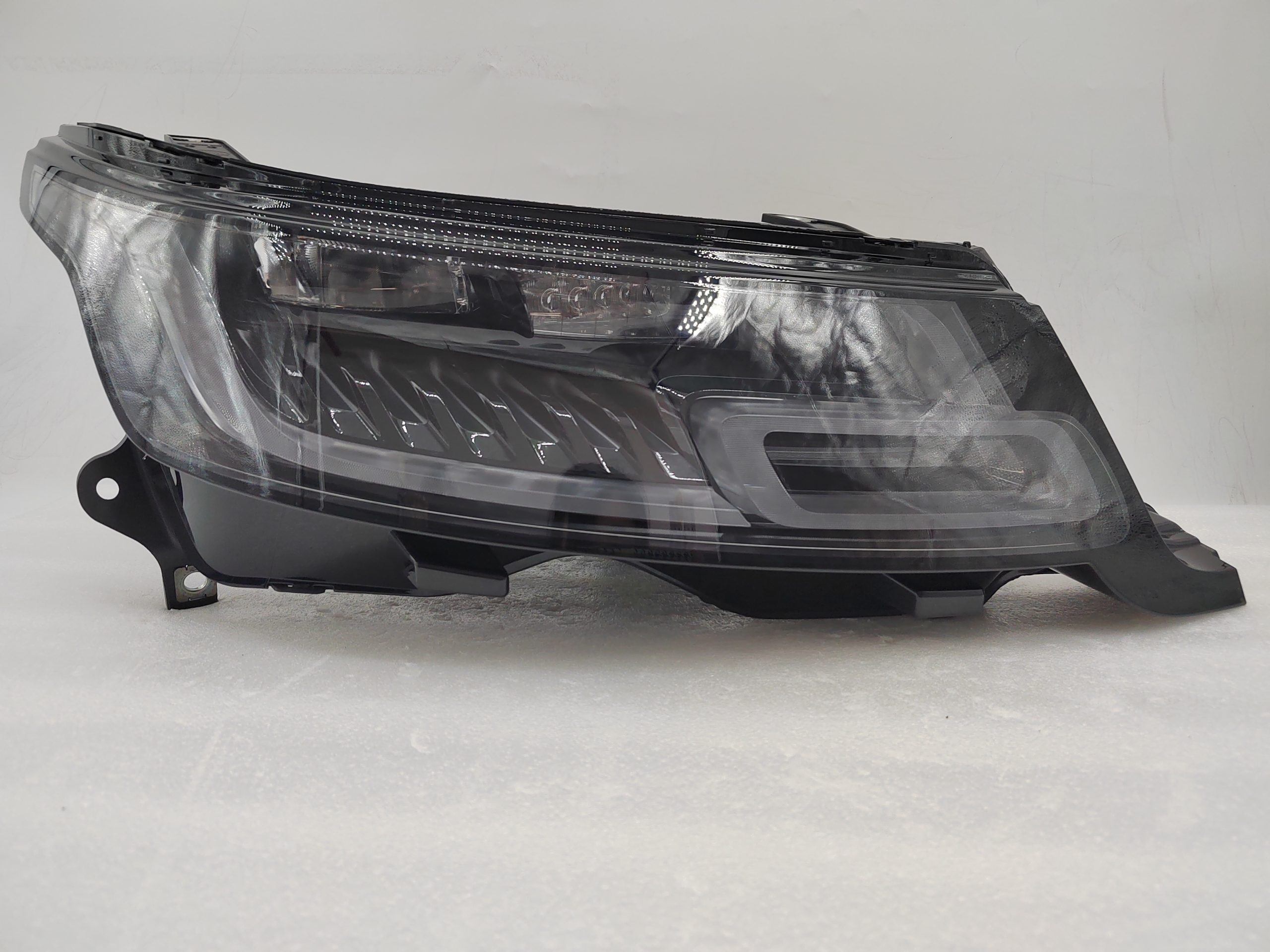 LAND ROVER RANGE ROVER SPORT 2018-2022 LED R.H.S HEADLIGHT ASSEMBLY