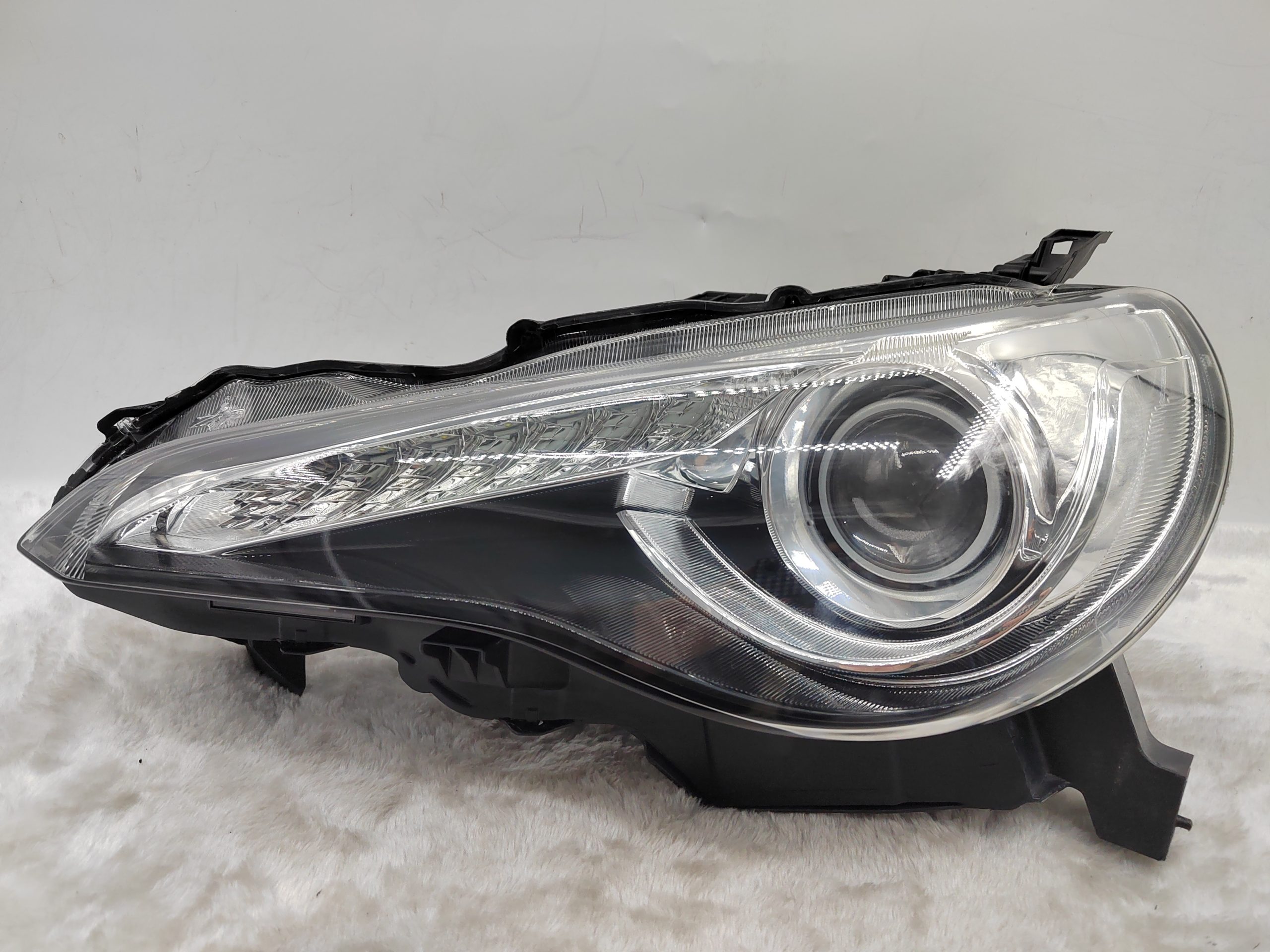 TOYOTA GT86 ZN6 2012-2016 XENON L.H.S HEADLIGHT ASSEMBLY