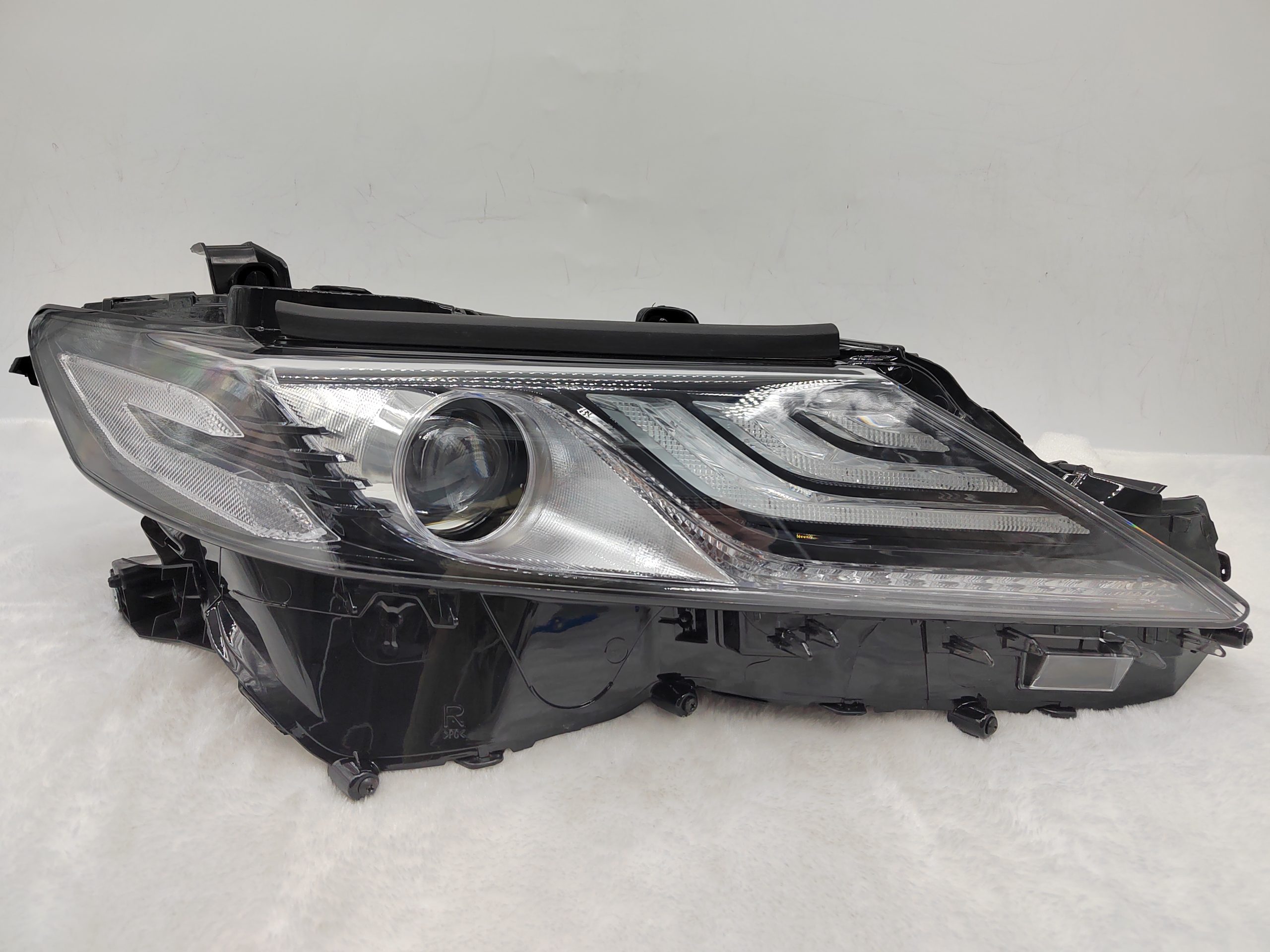 TOYOTA CAMRY ACV70 2018-2022 LED R.H.S HEADLIGHT ASSEMBLY