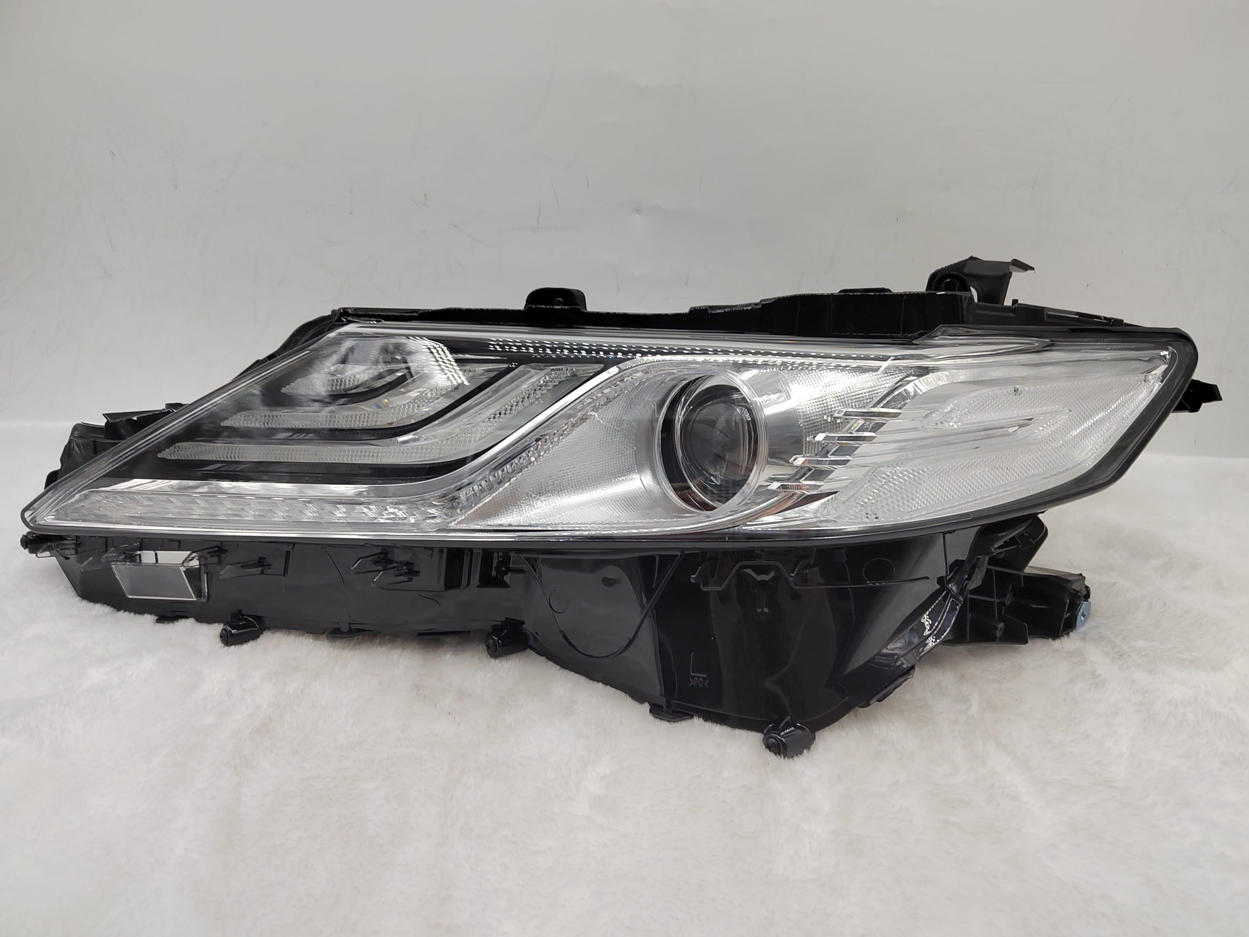 TOYOTA CAMRY ACV70 2018-2022 LED L.H.S HEADLIGHT ASSEMBLY