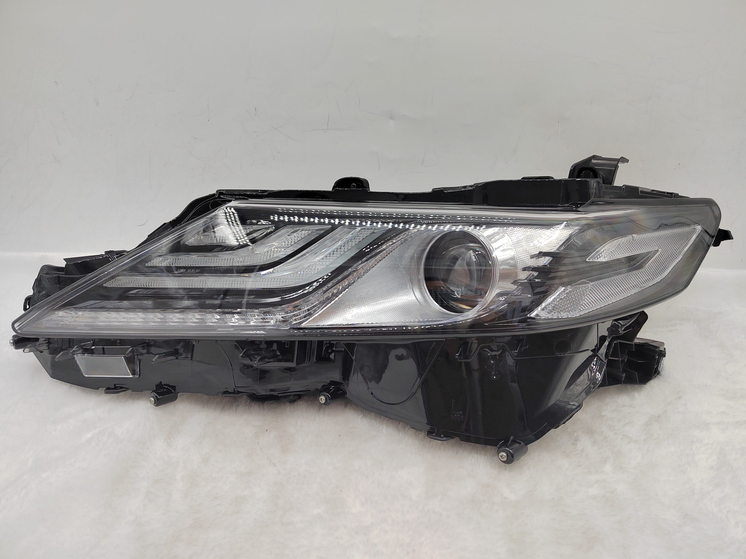 TOYOTA CAMRY ACV70 2018-2022 LED L.H.S HEADLIGHT ASSEMBLY