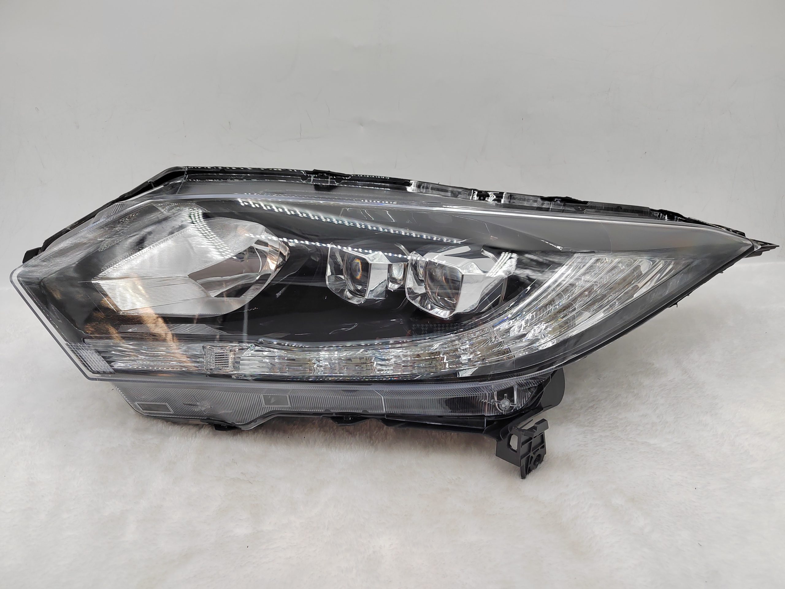 HONDA HR-V 2015-2018 LED L.H.S HEADLIGHT ASSEMBLY