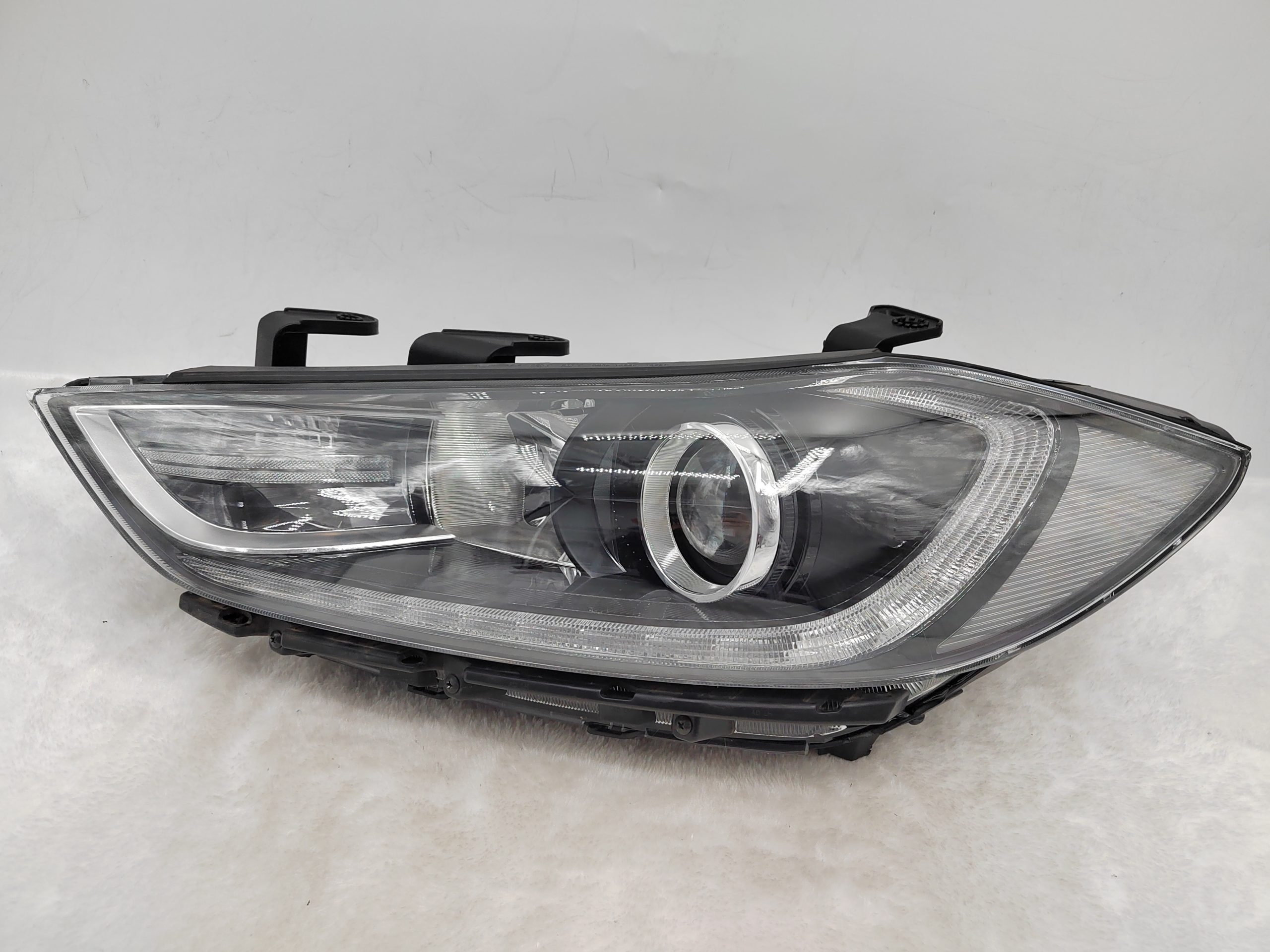 HYUNDAI ELANTRA AD 2017-2018 HALOGEN L.H.S HEADLIGHT ASSEMBLY
