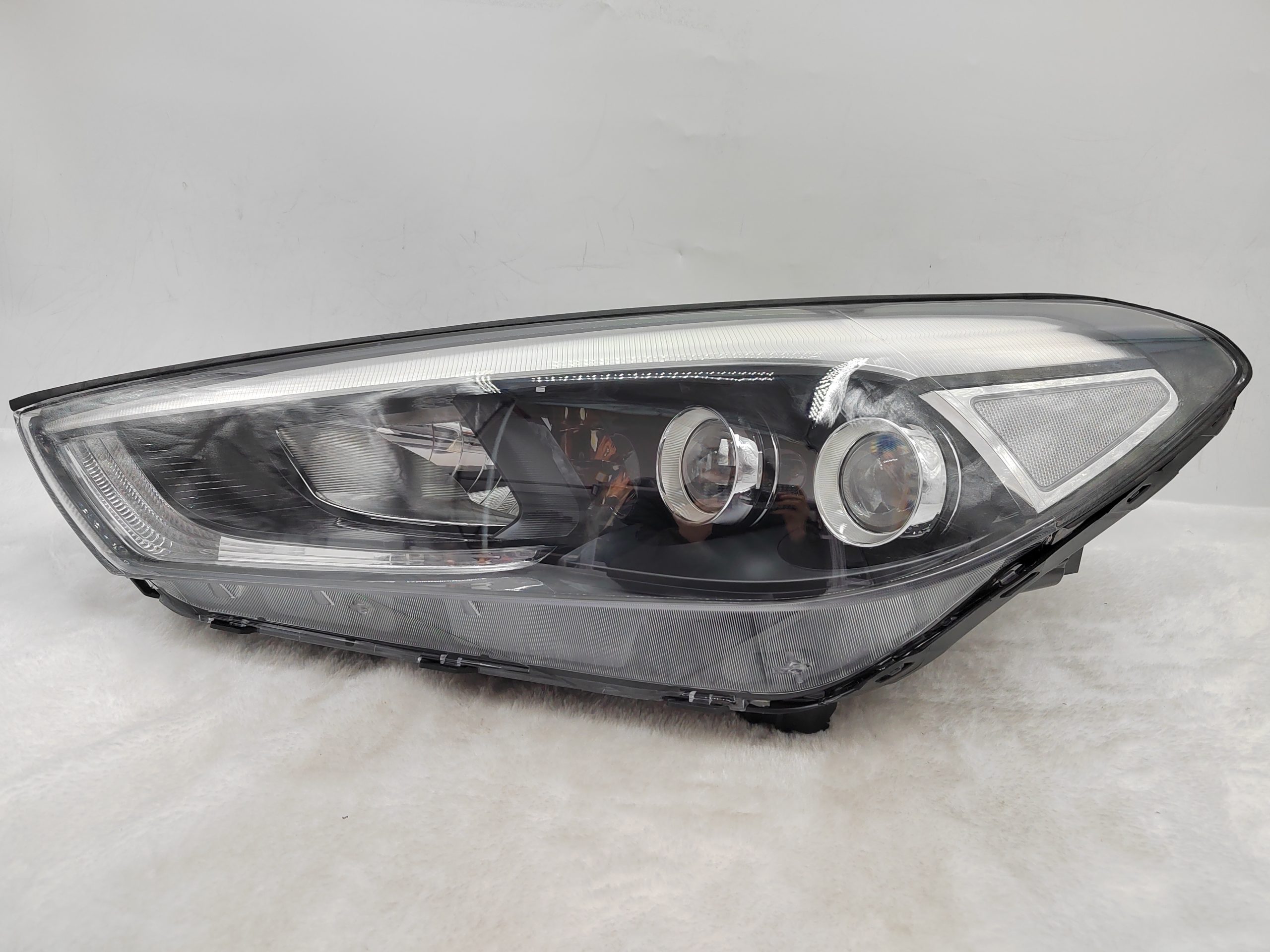 HYUNDAI TUCSON 2015-2017 LED L.H.S HEADLIGHT ASSEMBLY
