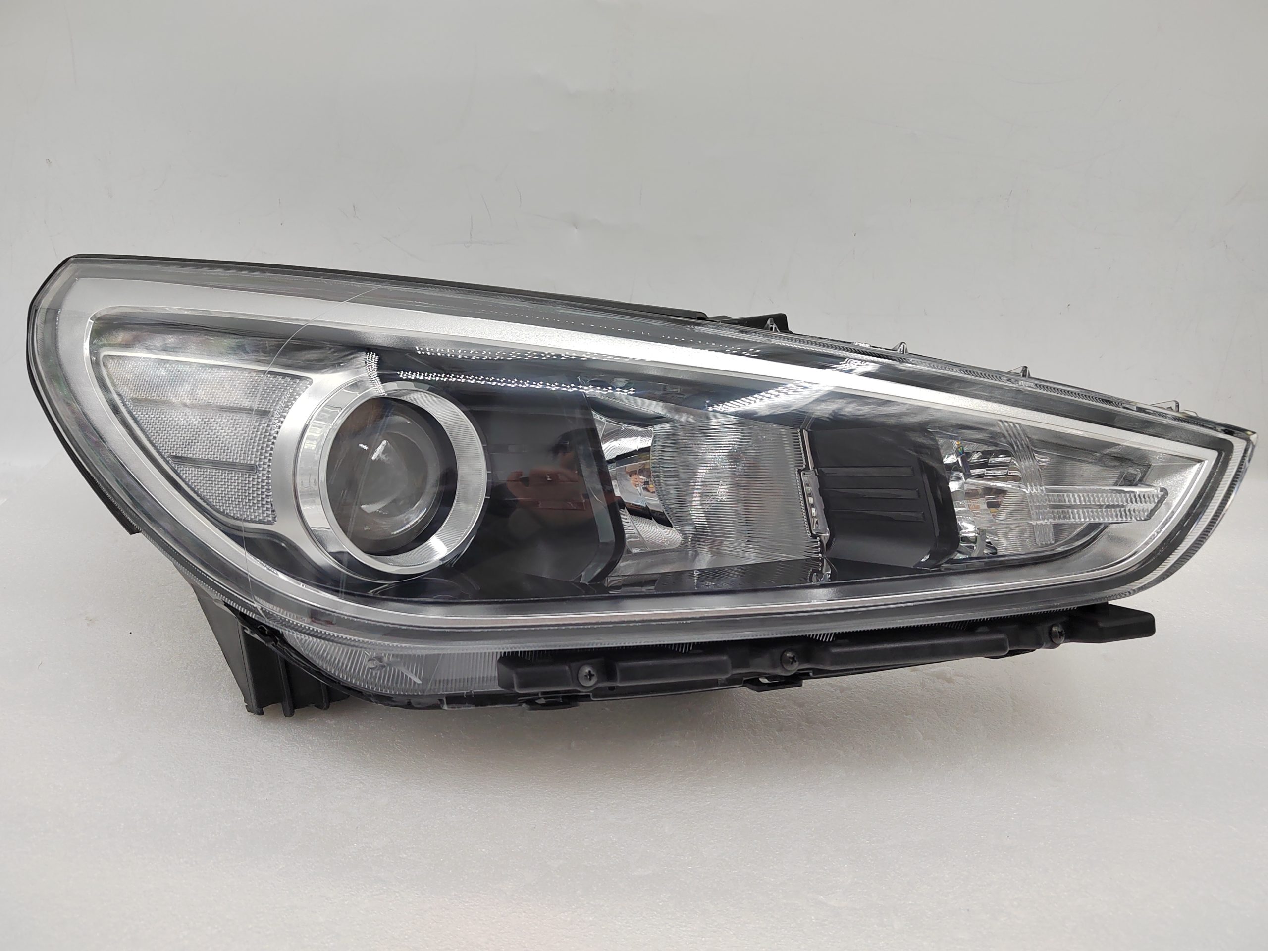 HYUNDAI I30 GO 2017-2019 HALOGEN R.H.S HEADLIGHT ASSEMBLY