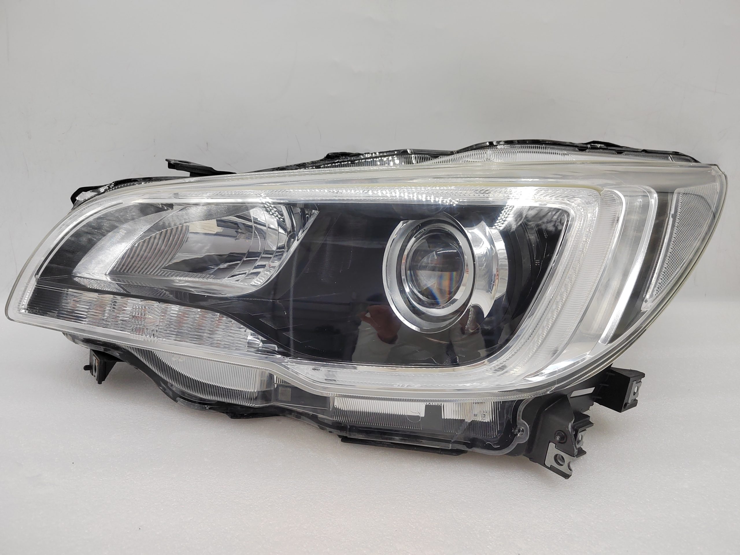 SUBARU LIBERTY OUTBACK 2015-2017 LED L.H.S HEADLIGHT ASSEMBLY